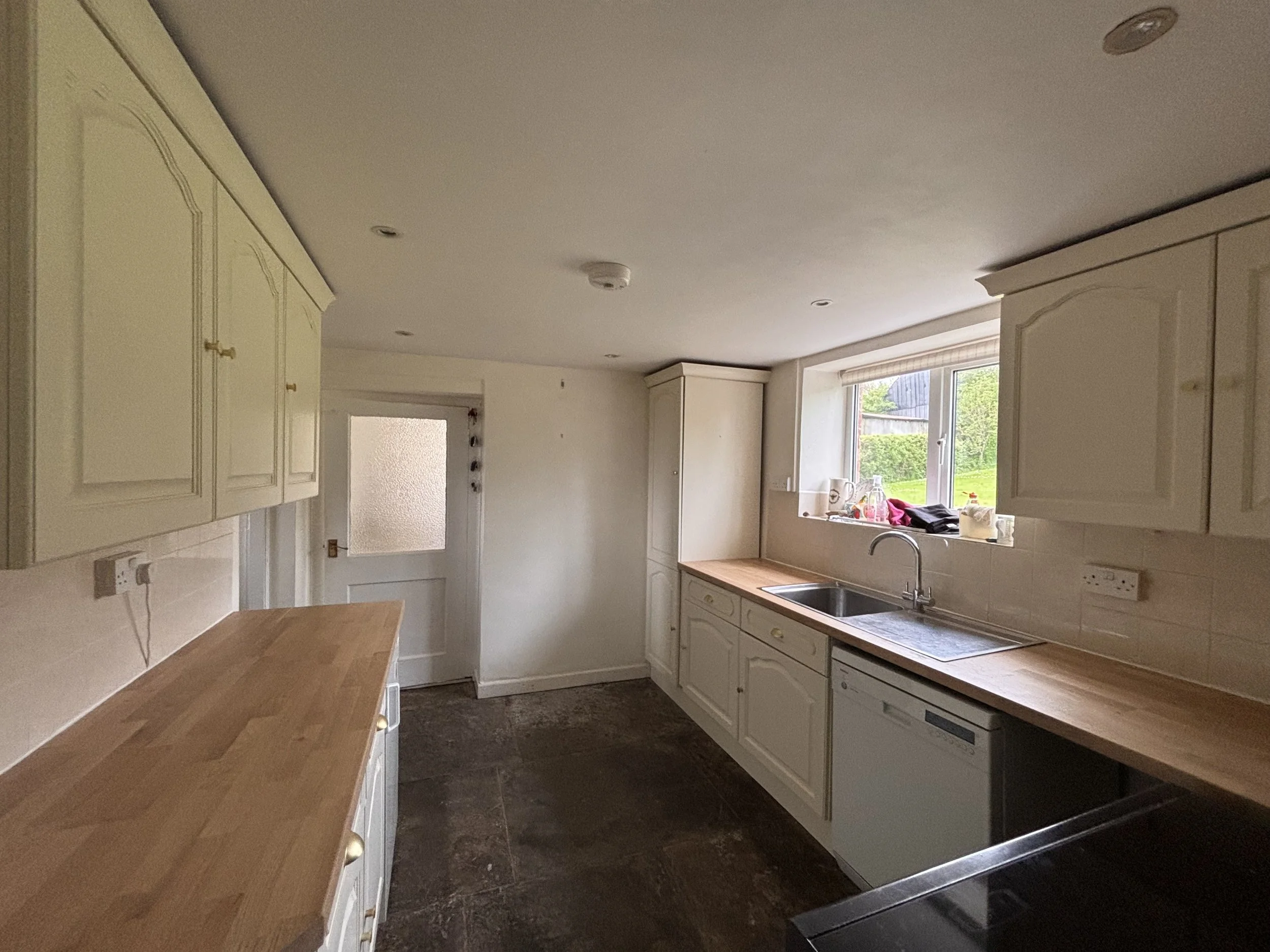 Henley Kitchen Respray.jpg