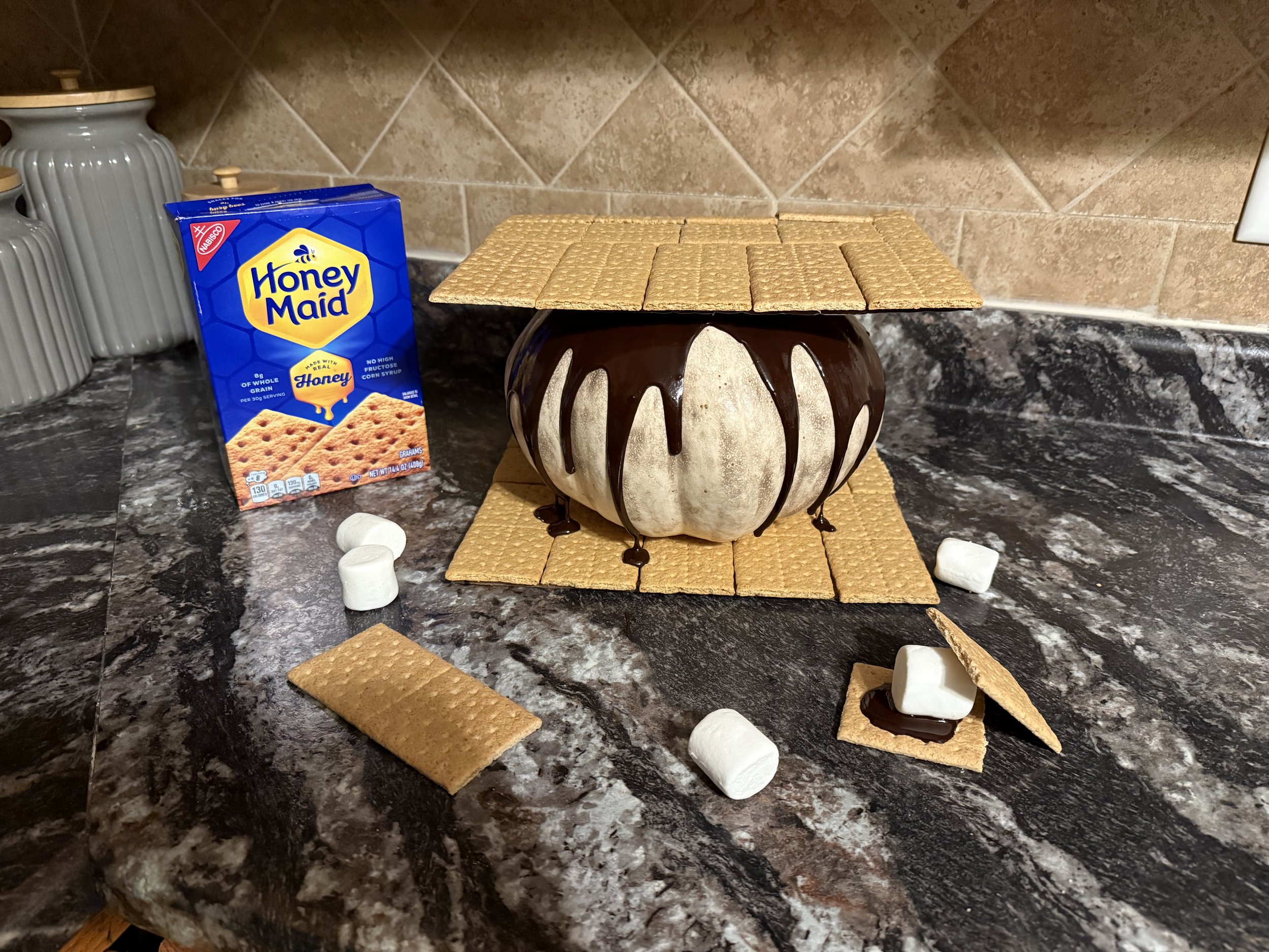 Pumpkin "S'more"gasbord