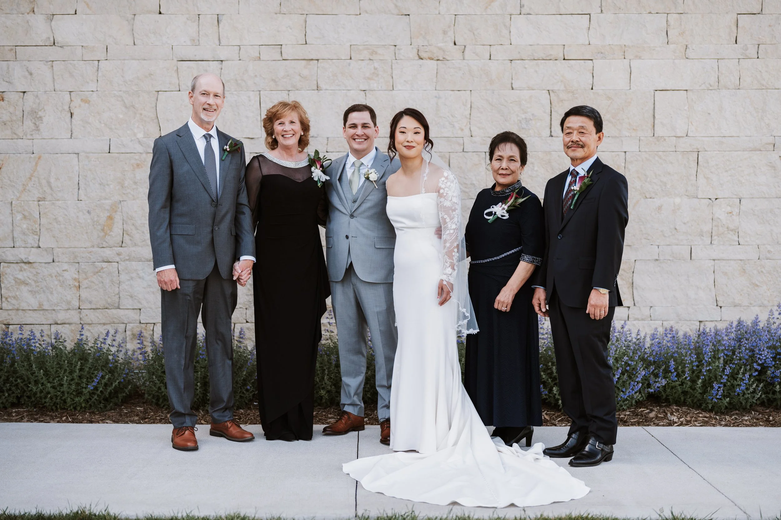 140_WeddingPhoto.jpg