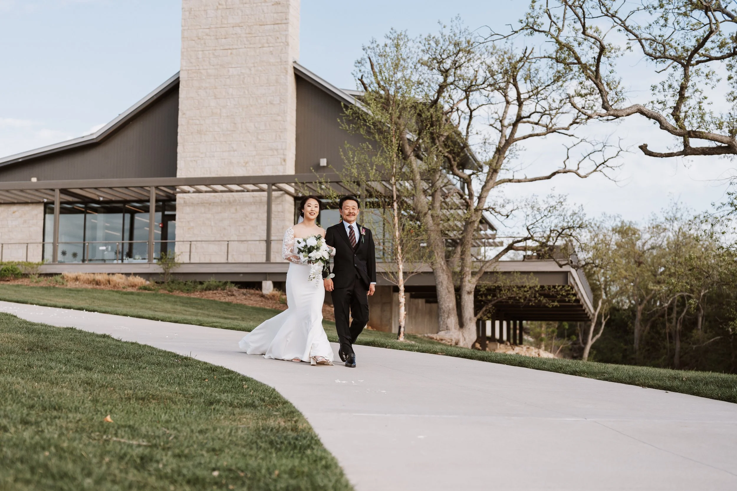 192_WeddingPhoto.jpg