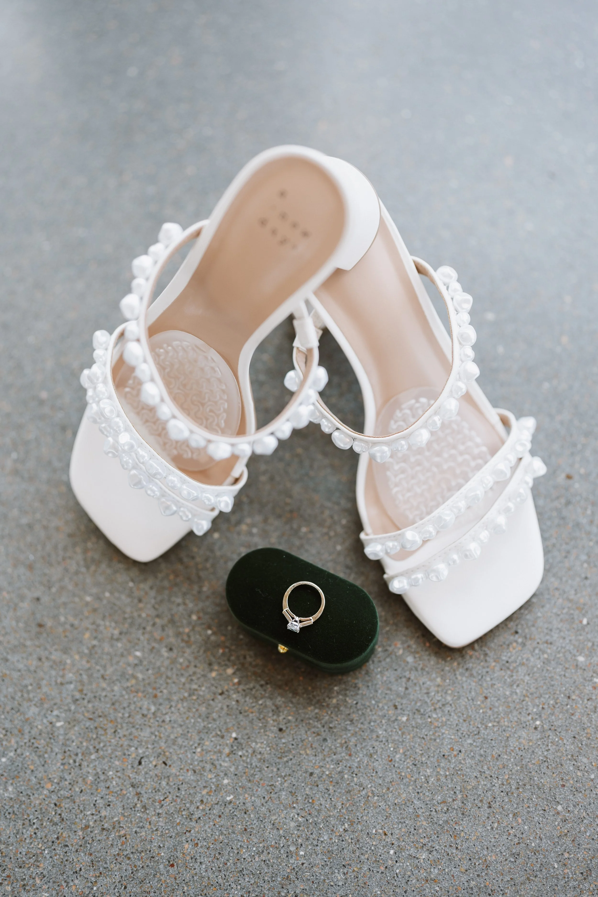 003_WeddingPhoto.jpg