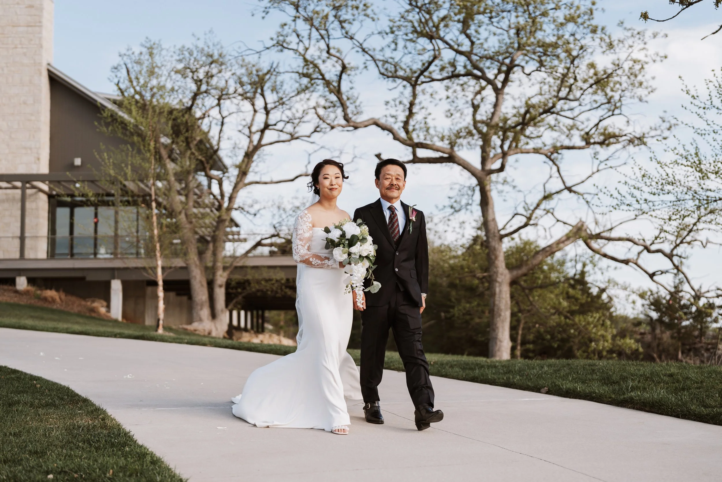 194_WeddingPhoto.jpg