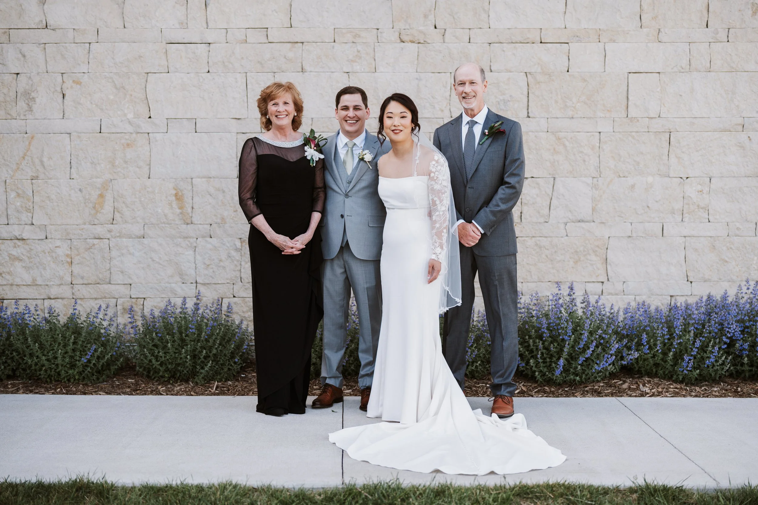 141_WeddingPhoto.jpg