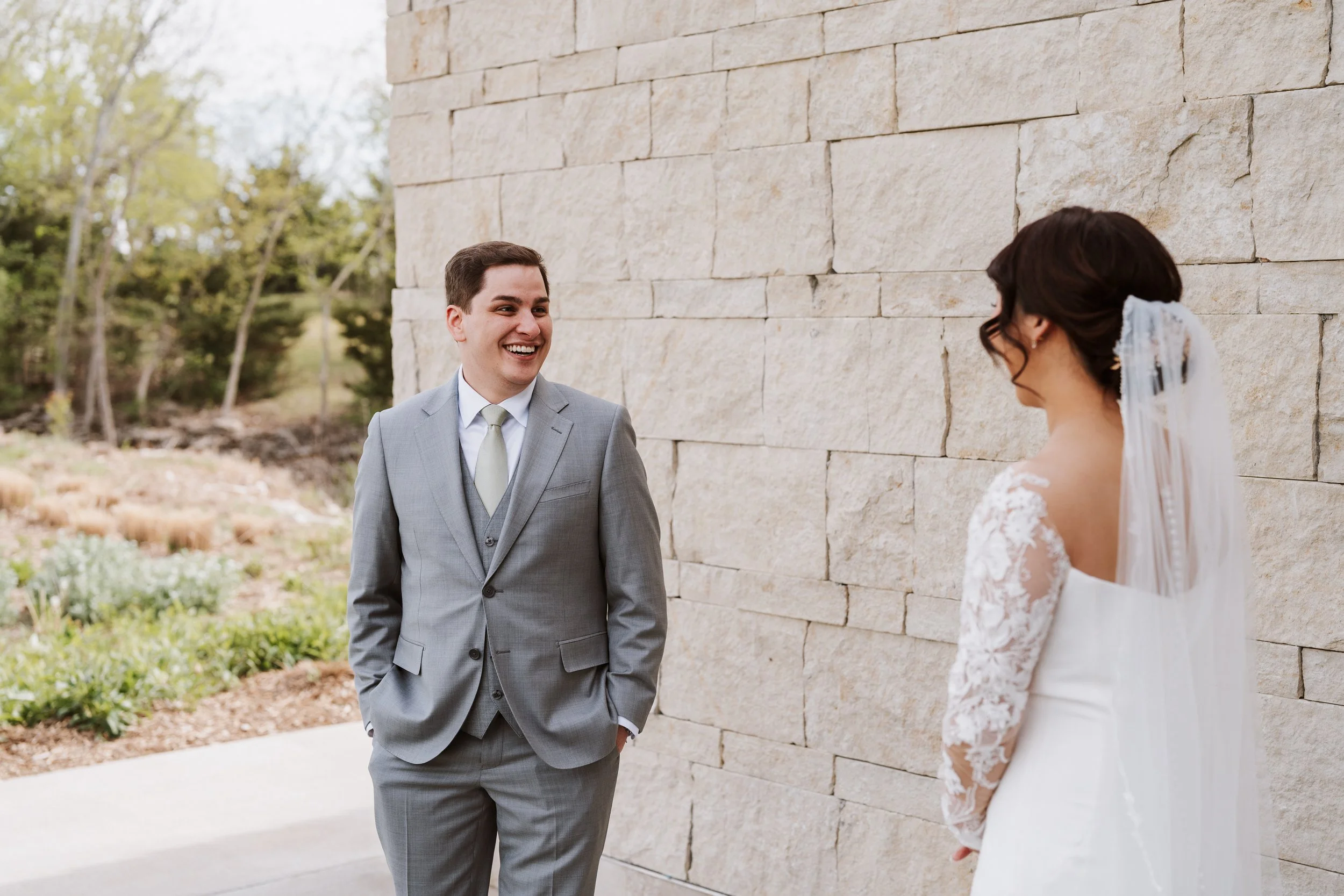 128_WeddingPhoto.jpg