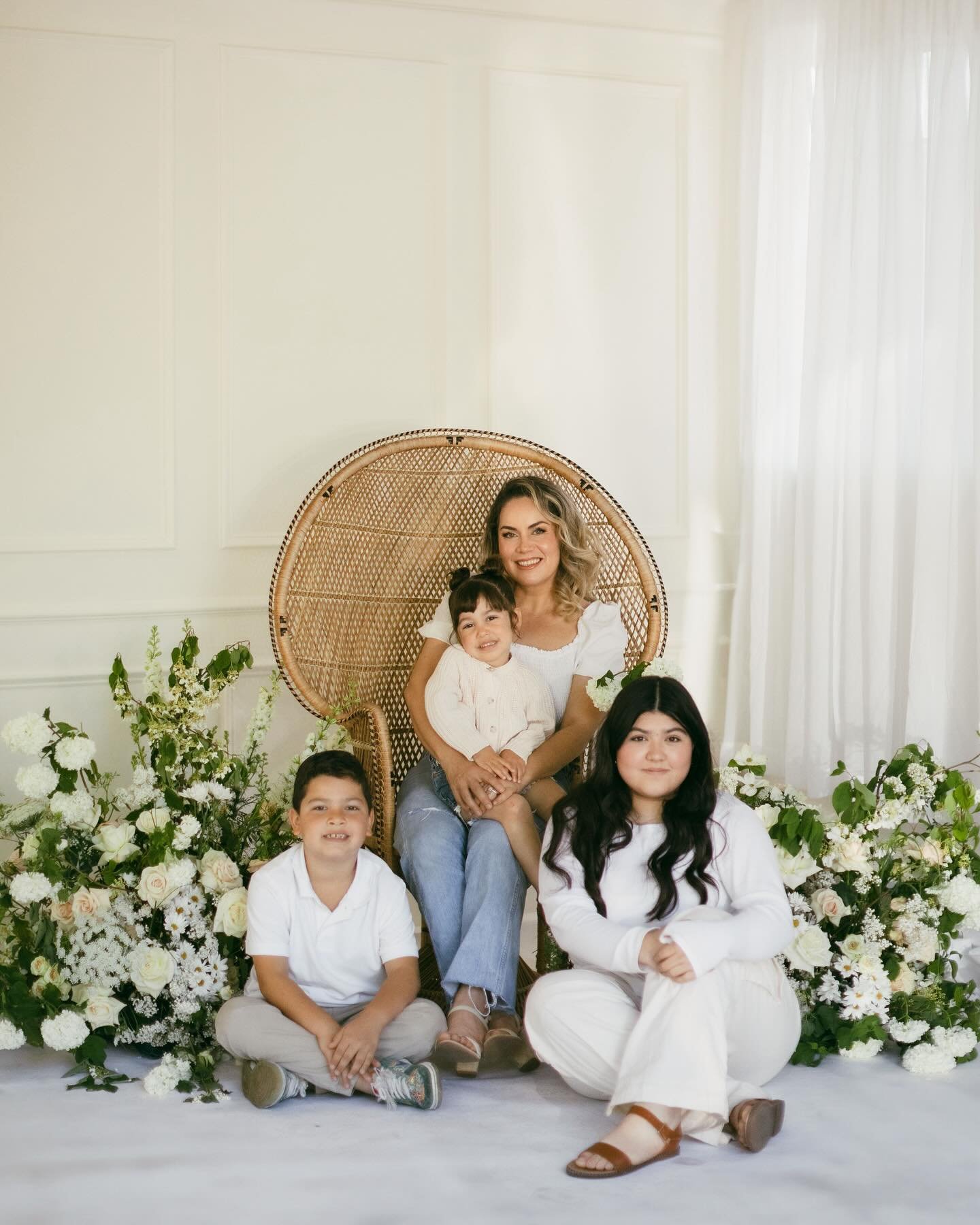 ✨ Happy Mother&rsquo;s Day ✨

Among my life's achievements, being a mother to my three wonderful children stands as my greatest. They are my world, and my reason behind everything I do. 

Happy Mother's Day to all the hardworking moms out there, tire