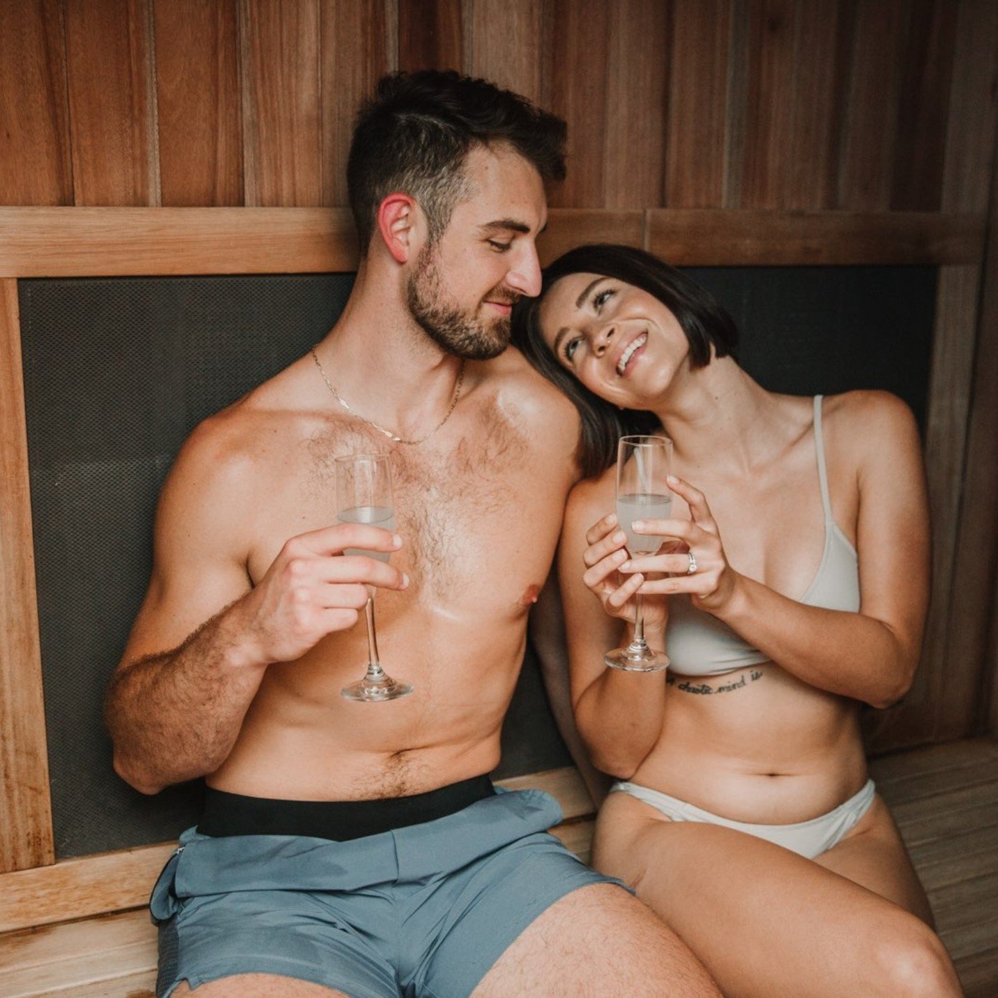 Escape the midday hustle + spend quality time with your loved one with a Weekday Happy Hour Deluxe Sauna 💖

Join us weekdays at 12pm + 1pm for an infrared sauna session for 2 for just $45! It's the perfect mid-day escape for a wellness date with you