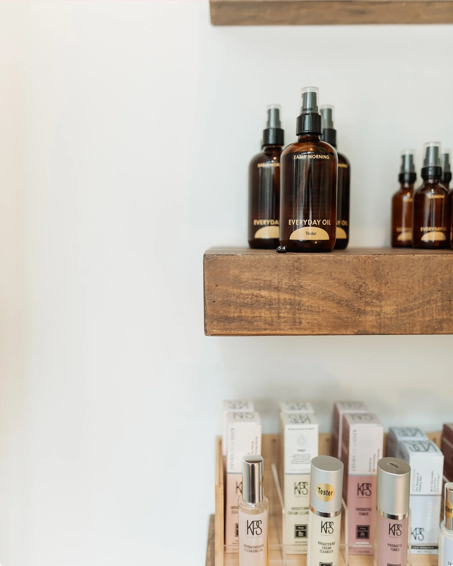 We keep our shelves simple: only the things we love, use, and genuinely believe in. It&rsquo;s our way of extending the care you feel in your sauna session into the rest of your day. 🤍