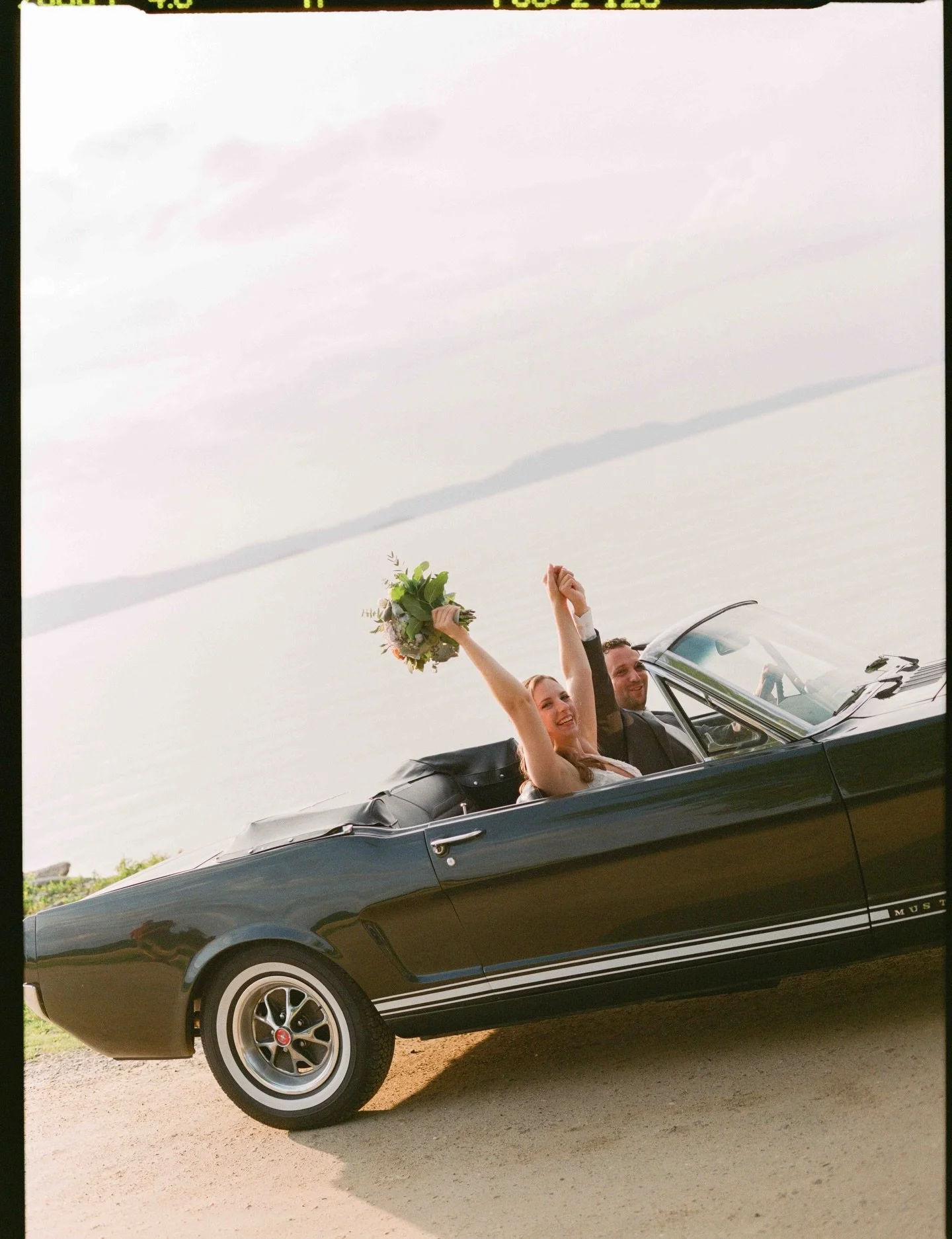 A feeling that can't be beat. ♾️

#vermontwedding #filmweddingphotographer #filmphotography #weddinginvitation #weddingfashion