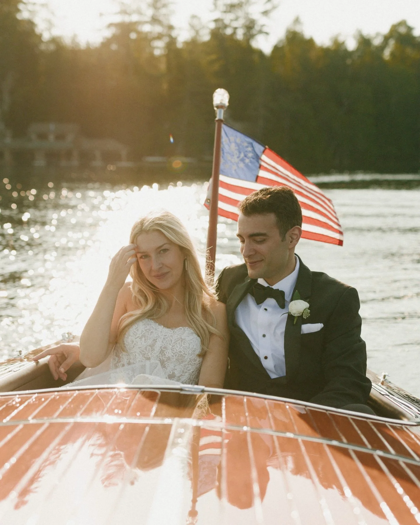 It's that just married glow.✨

#bridalfashion #bridalmakeup #weddingdress #weddingphotography #weddingphotos