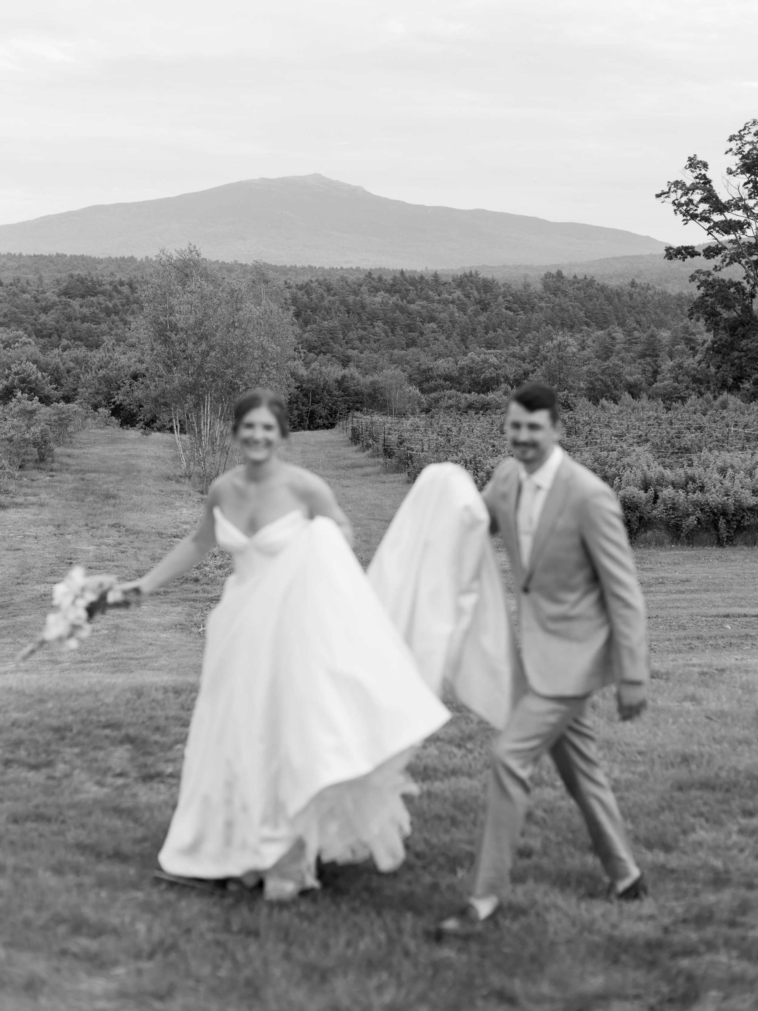 THE MARTELLS ✨

I've been reflecting on how special last Saturday was. 

Chelsey got ready with her parents and sister, and Jamie got ready with his two brothers. 

They found the most serene venue just outside of their town. The forecast showed a ch