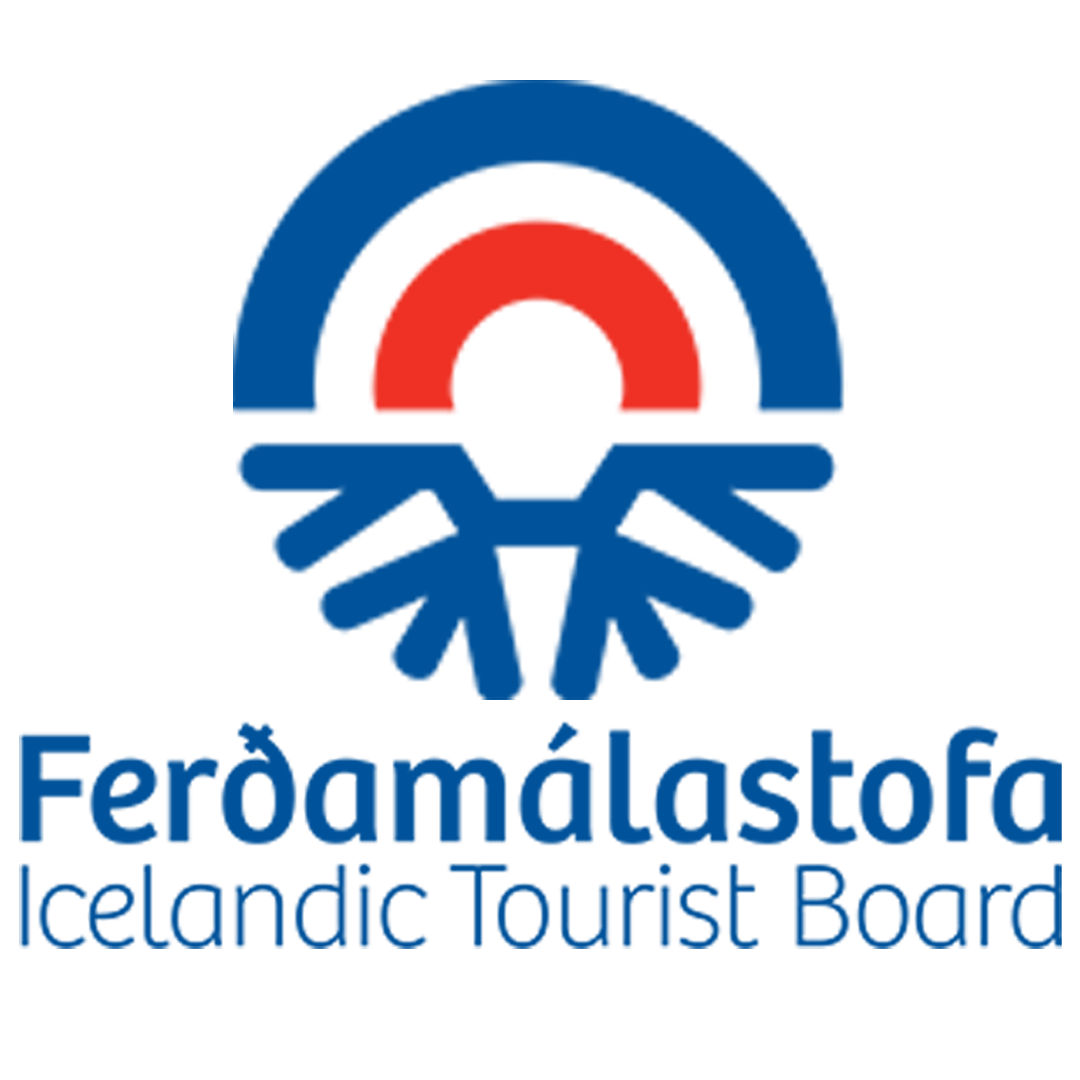 iceland tourist.png