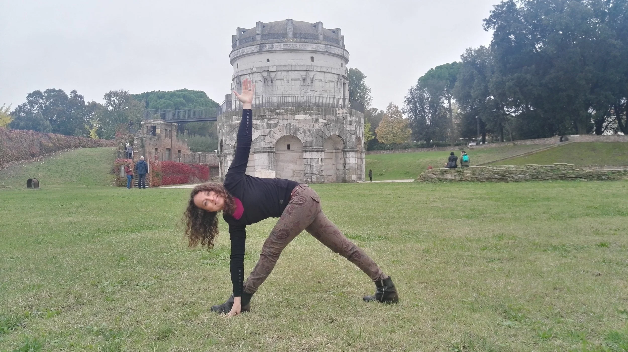 Iyengar yoga & Cultural tour of Southern Tuscany -Italy