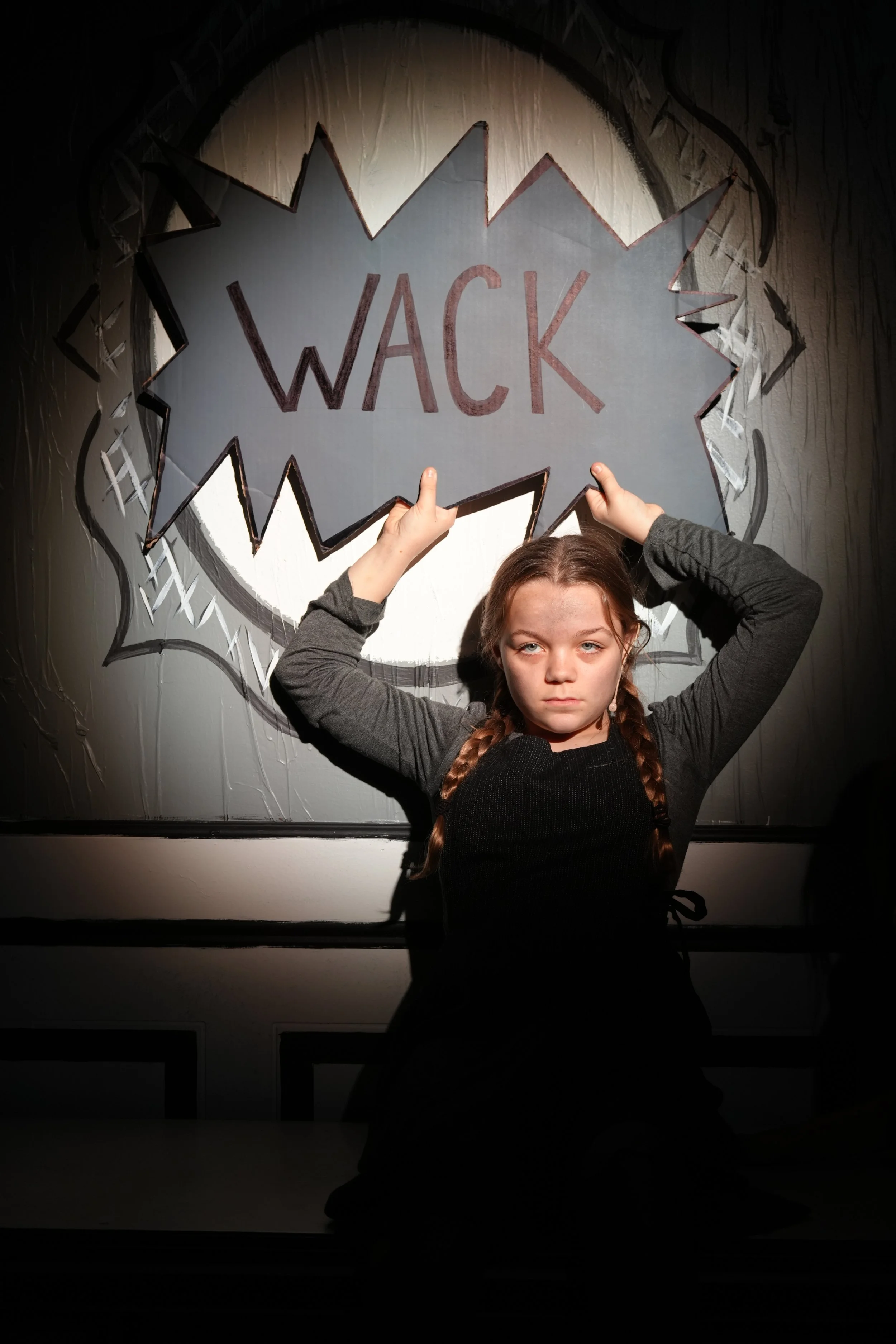 Annie Jr Animation Signs