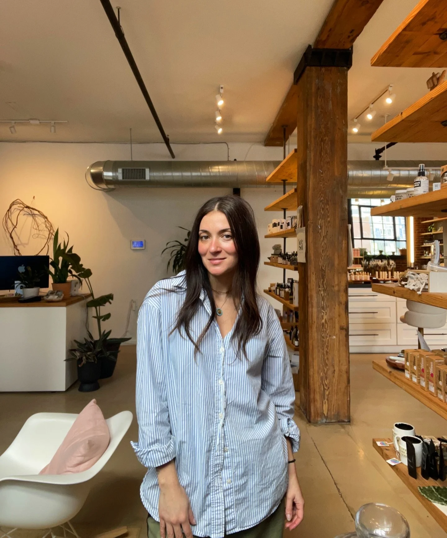 A Moment of Appreciation for Abby - NTS Spa Director and Wellness Concierge ✨ Odds are if you have been to NTS you have had the pleasure of meeting Abby! 

With over 20 years of experience, Abby brings both expertise and heart to every guest interact