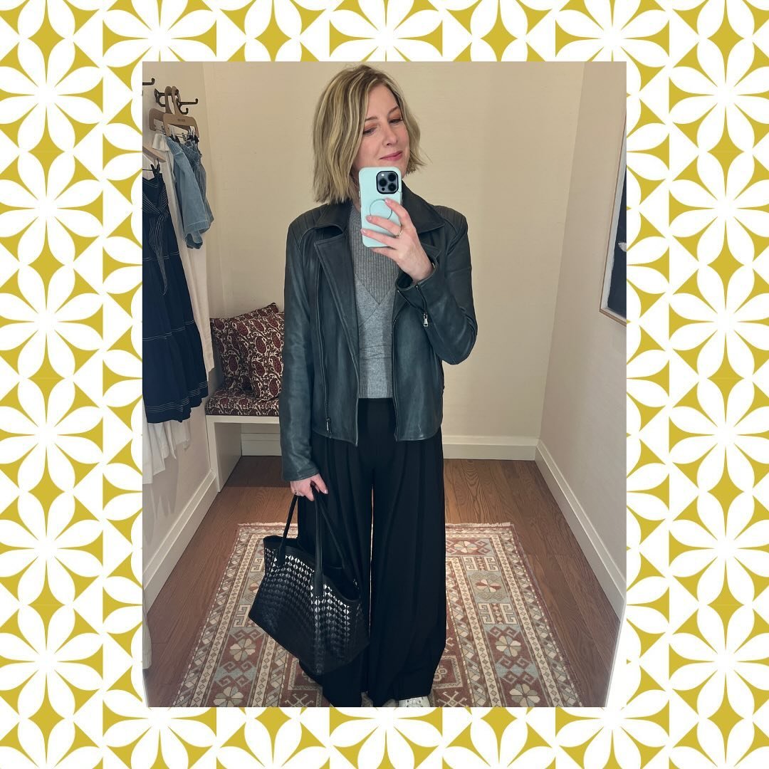 🌸 Spring fitting room selfie season, part 1. 

I partner with my Seasonal Style Strategy clients twice a year to mindfully update their wardrobes. Our Strategic Shopping Lists . . . 

✨ are short and laser-focused
💫 based only on what works for THE