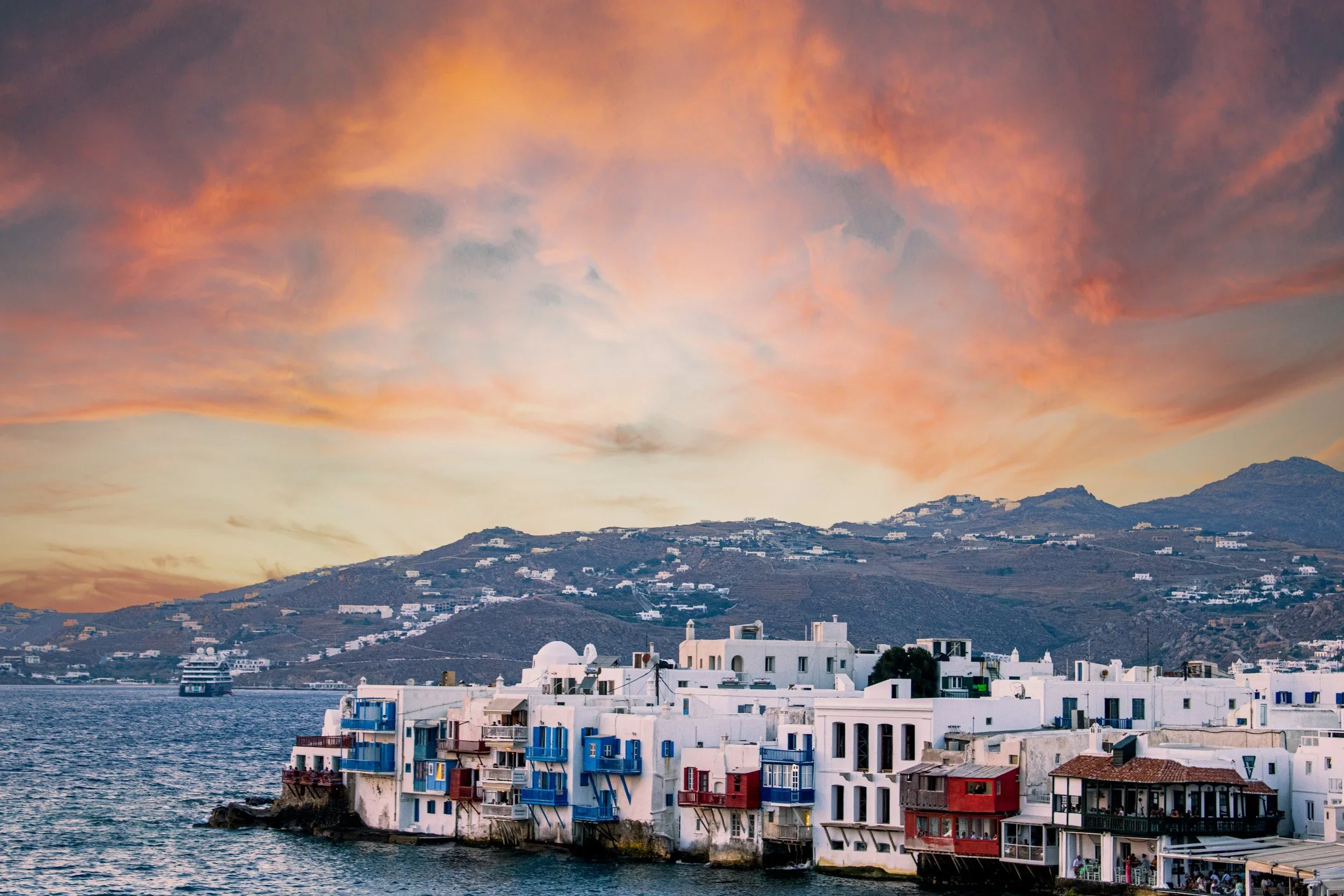How to Plan the Perfect Multi-Island Vacation in Greece