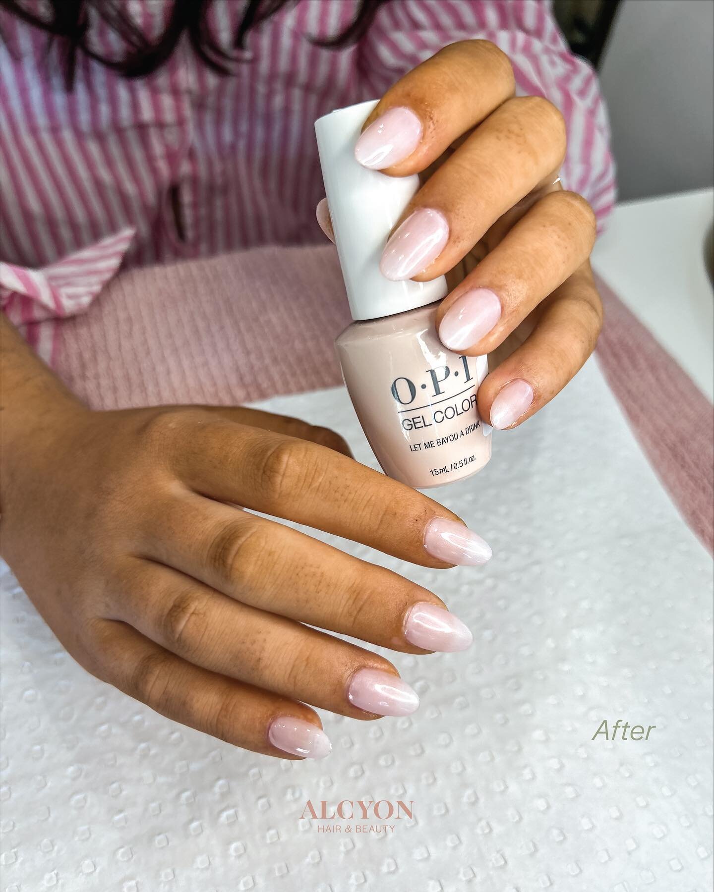 Transformation Thursday Nails!

Yesterday we shared Pia&rsquo;s Top 3 Favourite Nail Trends.

Today, we wanted to show you a before and after of her beautiful work ❤️

Pia transformed our gorgeous guests nails, ready for her semi-formal a few weeks a