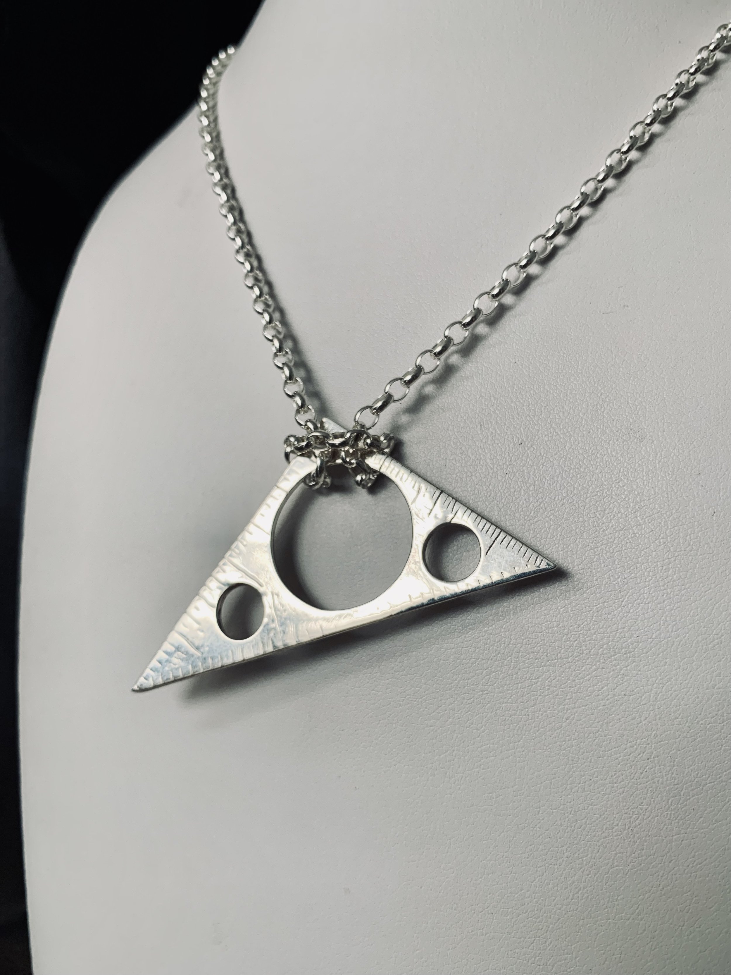 Corner Square pendant - inches side.jpeg