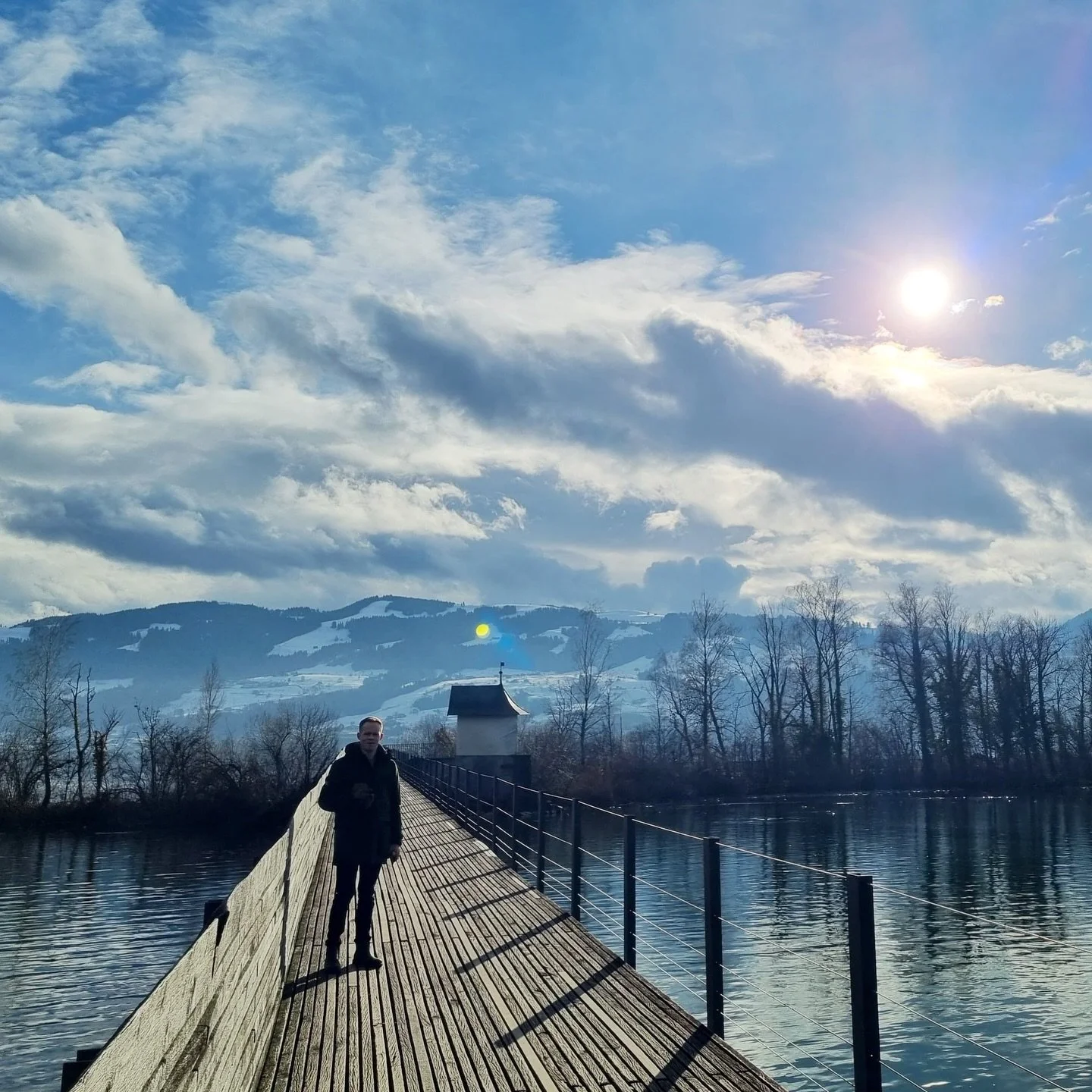 1 week down in Zurich with @moulinmusicaluk and my first time in this venue and city. Windmill view this time from the pit and some extra company above me too 🐘 

#moulinrouge #moulinrougeworldtour #theater11z&uuml;rich #orchestrapit #elephantinther