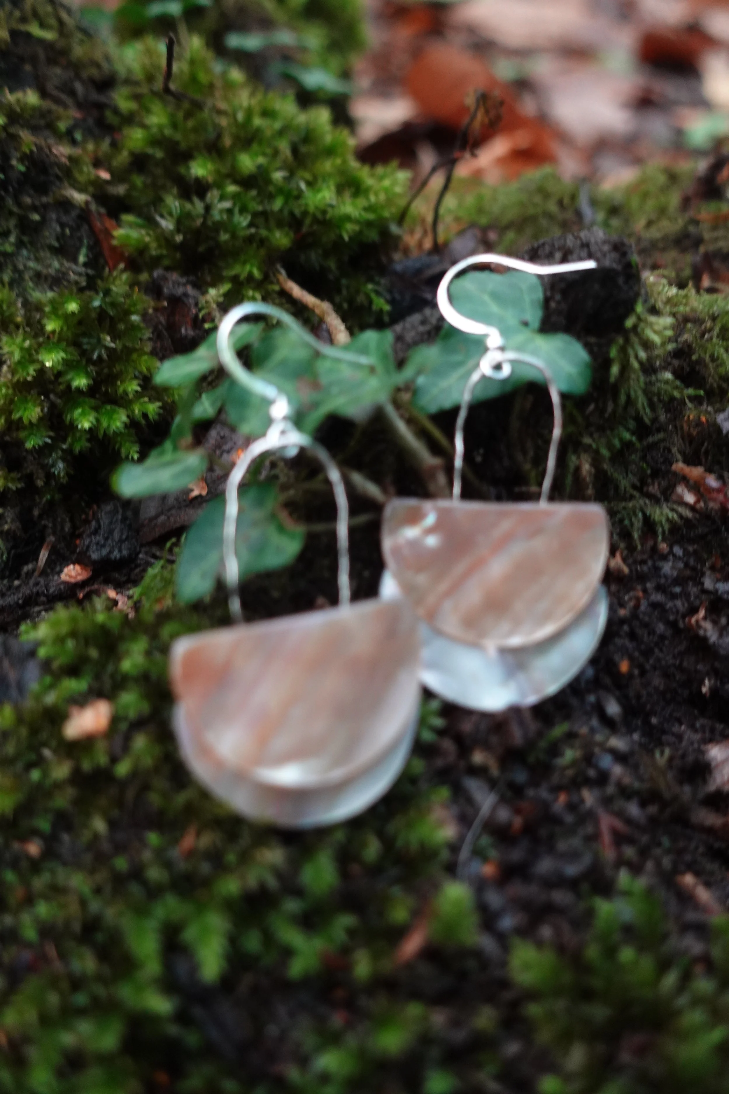 Mother of pearl moon earrings
