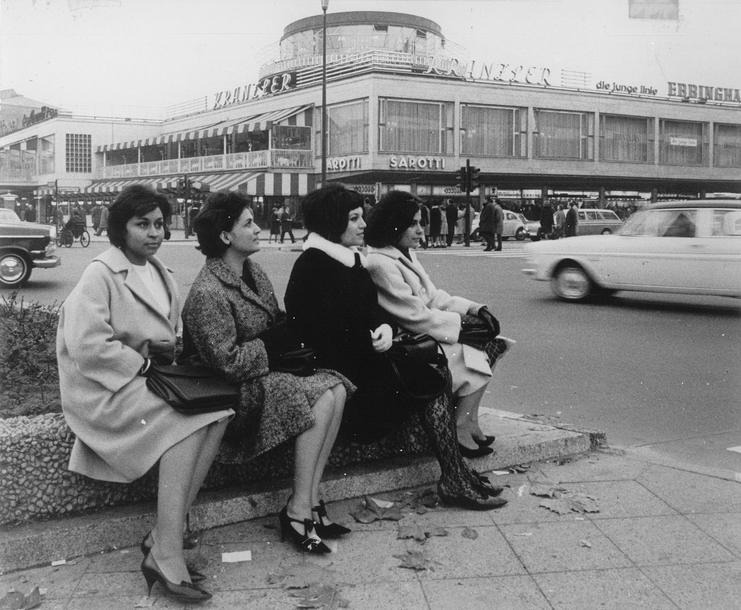 Per°Form Open Academy Supper Gathering