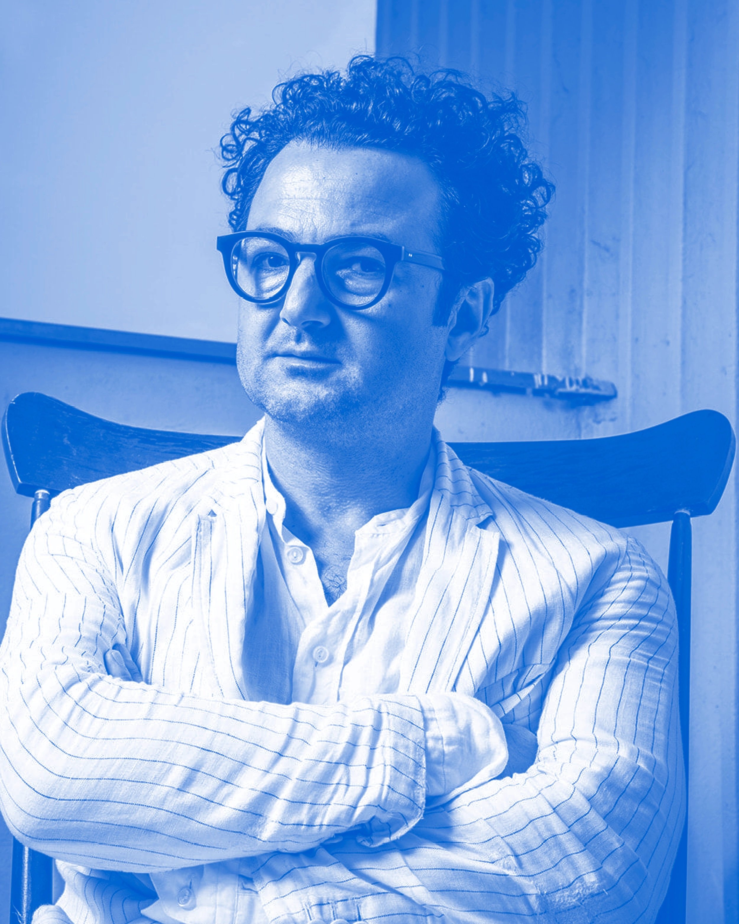 A Post-Migrant Theatre: “One Thousand Photographs of Mother”  — Director’s Talk by Hakan Savaş Mican