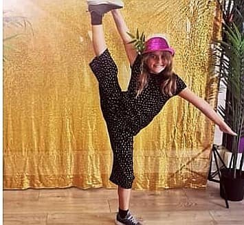 Spotlight-studios-wicklow-dancetastic-party5.jpg