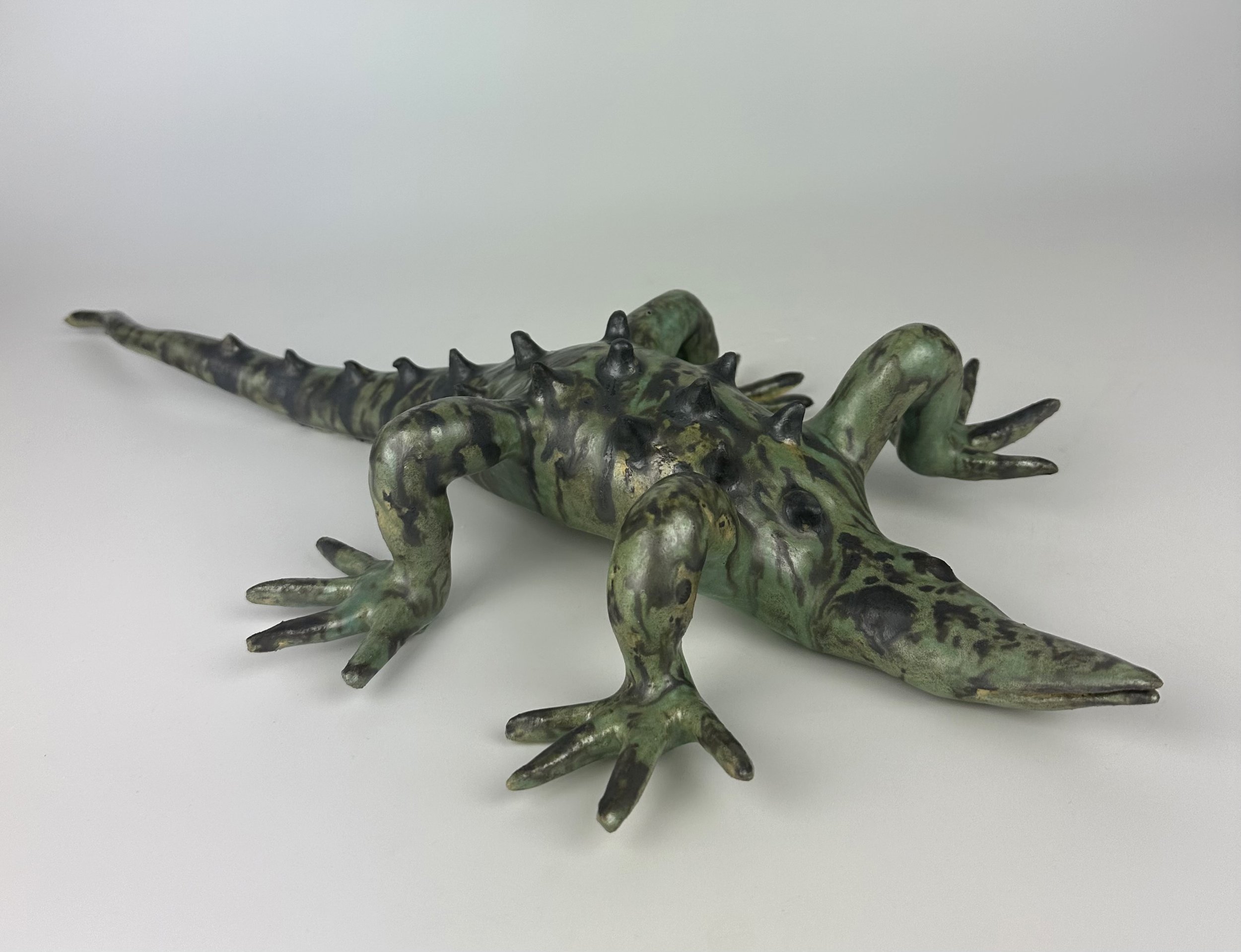 Lizard - 20” x 12” x 6" | $500