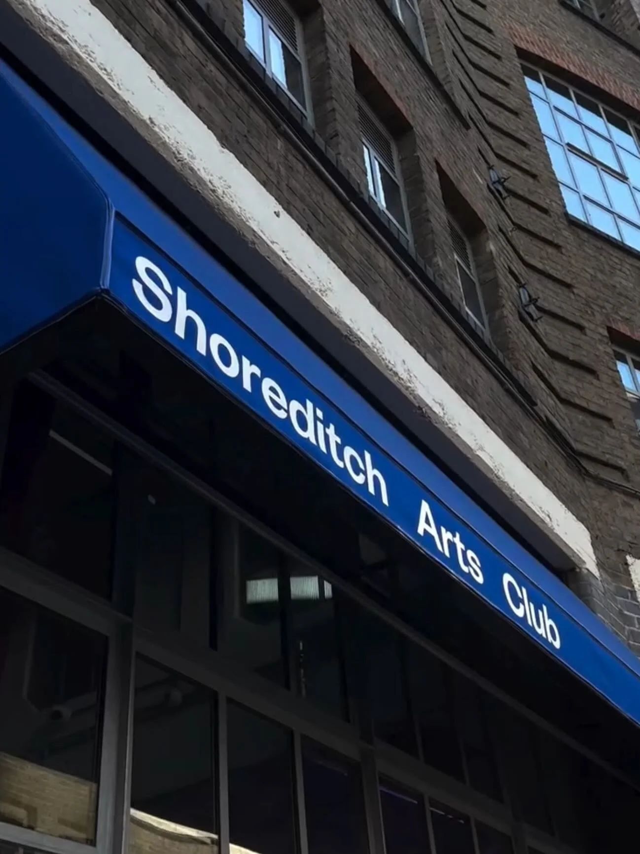 Our exhibition &lsquo;Back to The Drawing Board&rsquo; last week at @shoreditchartsclub_ brought together inspiring minds from across the built environment to explore the power of material reuse in furniture and design. Through our ReCrafting&trade; 