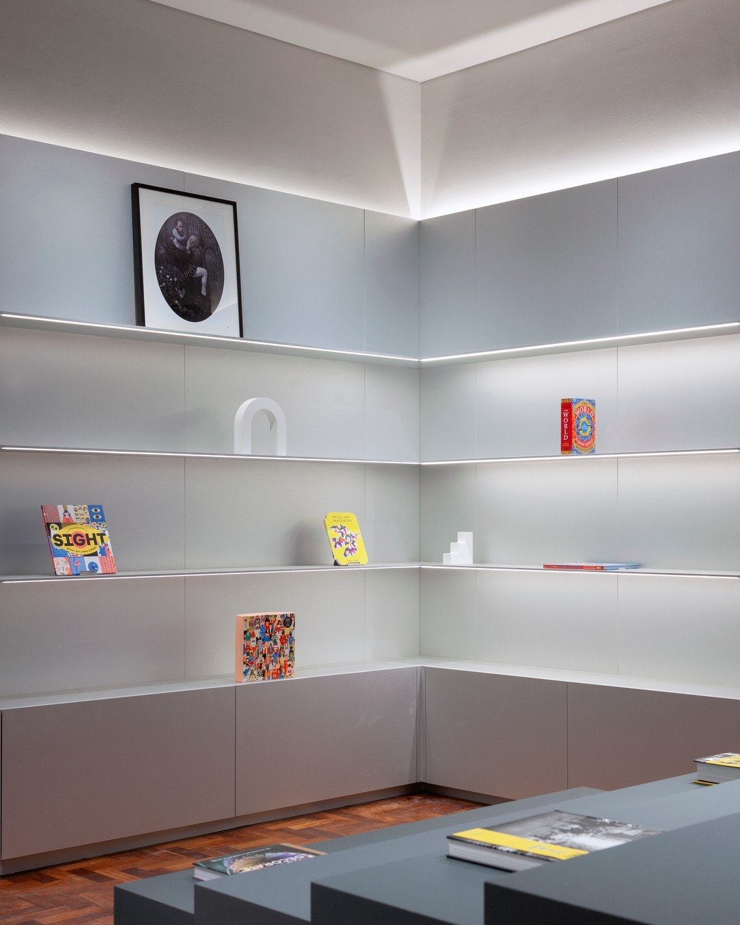 We collaborated with @alexcochranearchitects studio on the @nationalportraitgallery full refurbishment, completed in June 2022.

Photograph by @alexcochranearchitects.

#opusmagnum