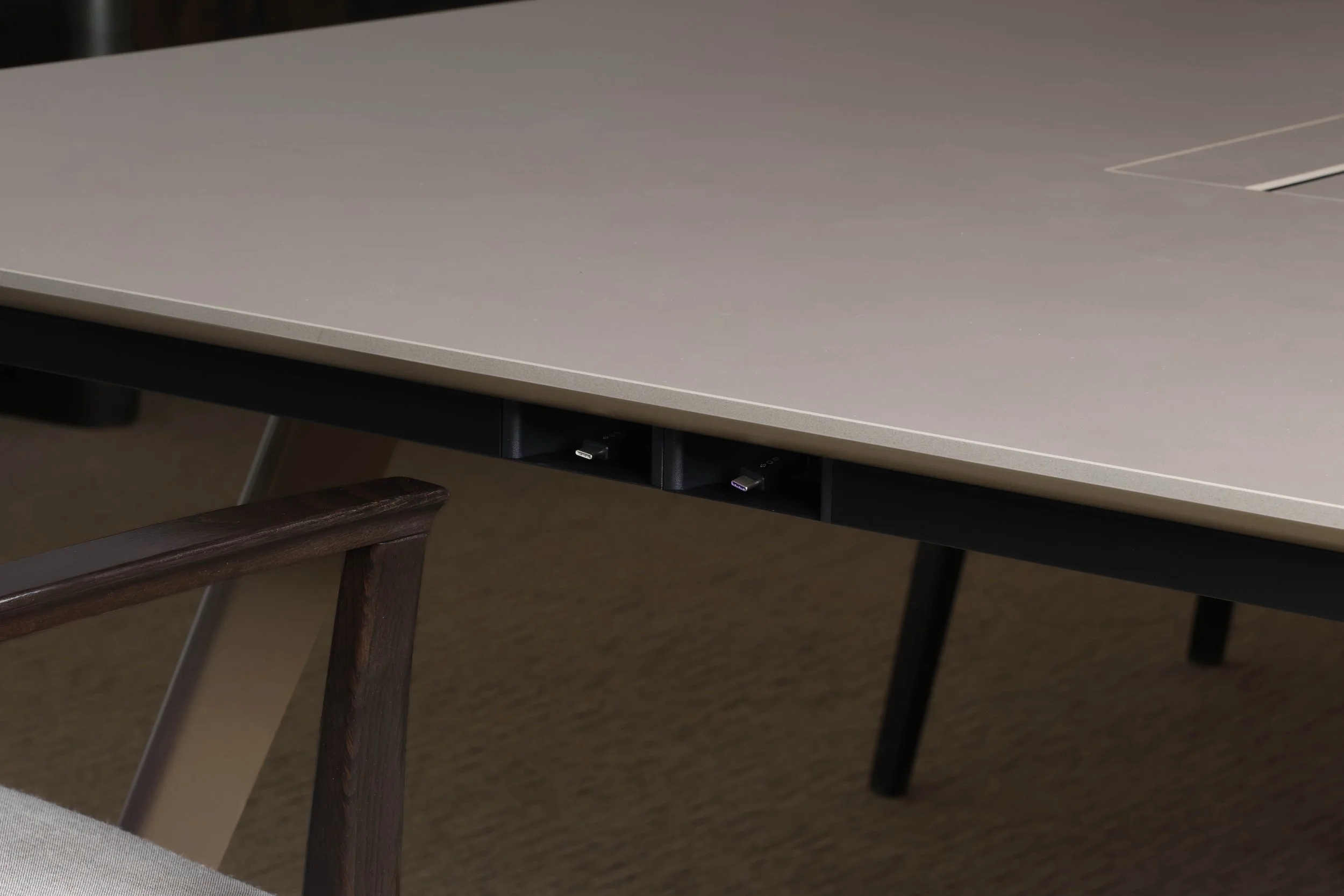 Edge Power Retractor-1.jpg