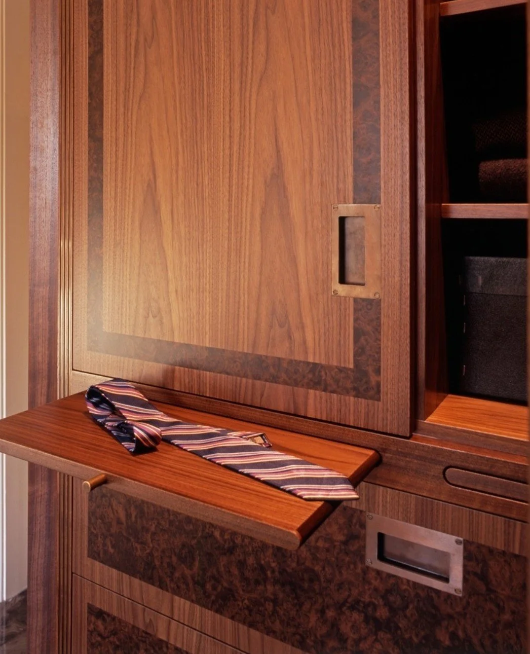 The Art of Veneering | Veneering is a master craft that balances heritage woodworking with modern architectural design, elevating fine natural timber into a refined art form.

At Opus Magnum, bespoke veneer layouts bring distinct character and struct