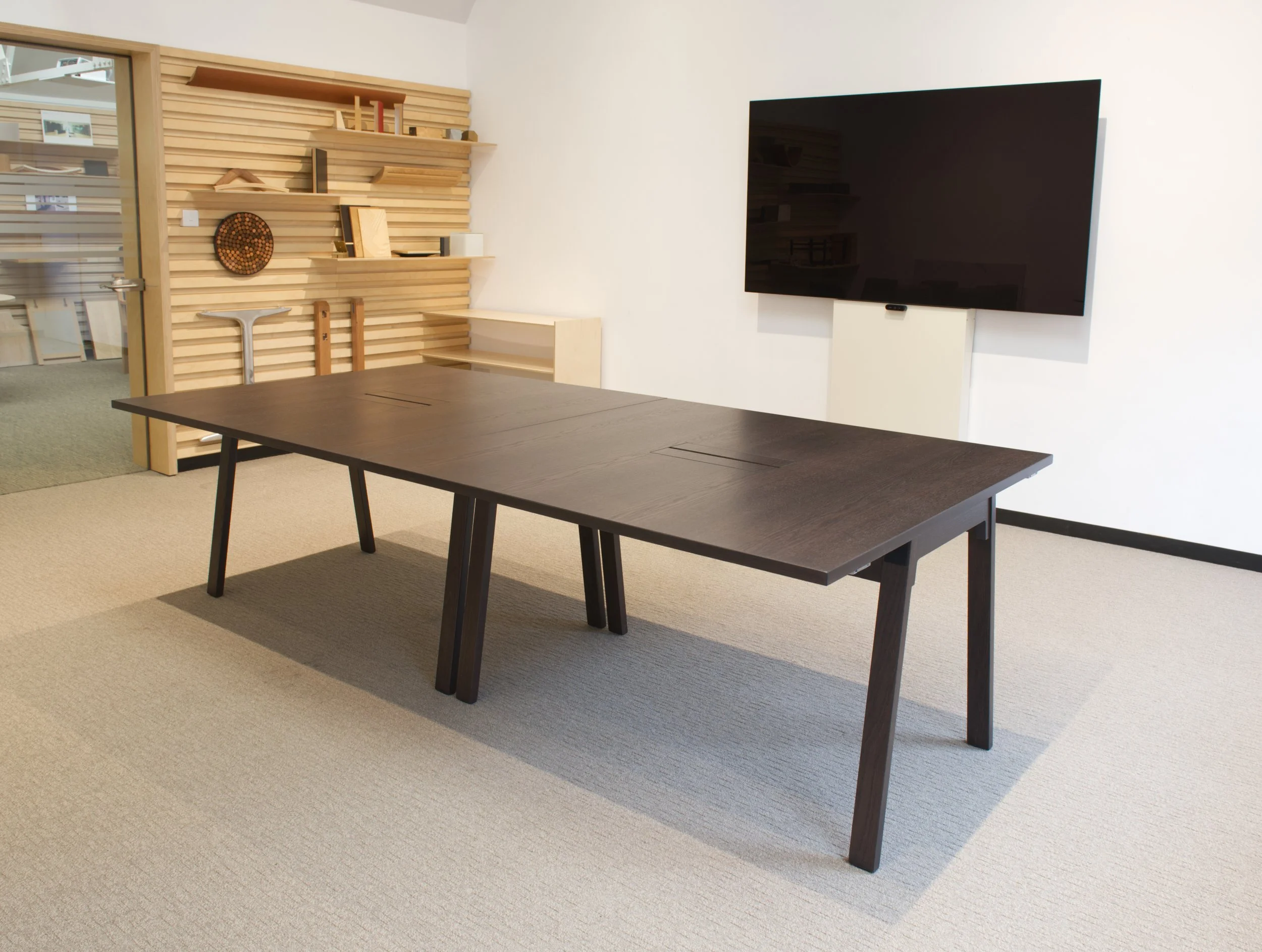 Demountable Tables I Opus Magnum