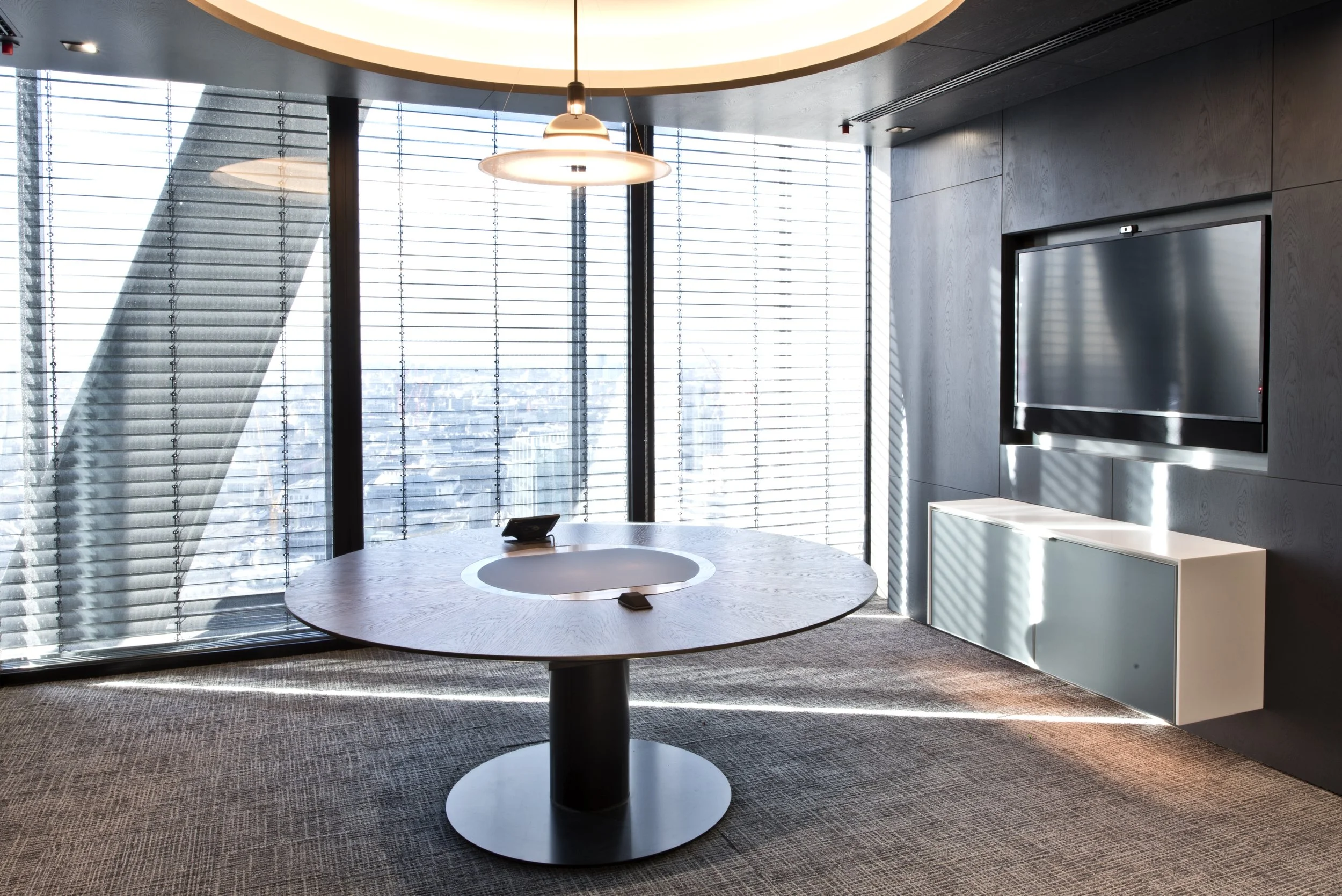OMS Credenza - Opus Magnum 1.jpg