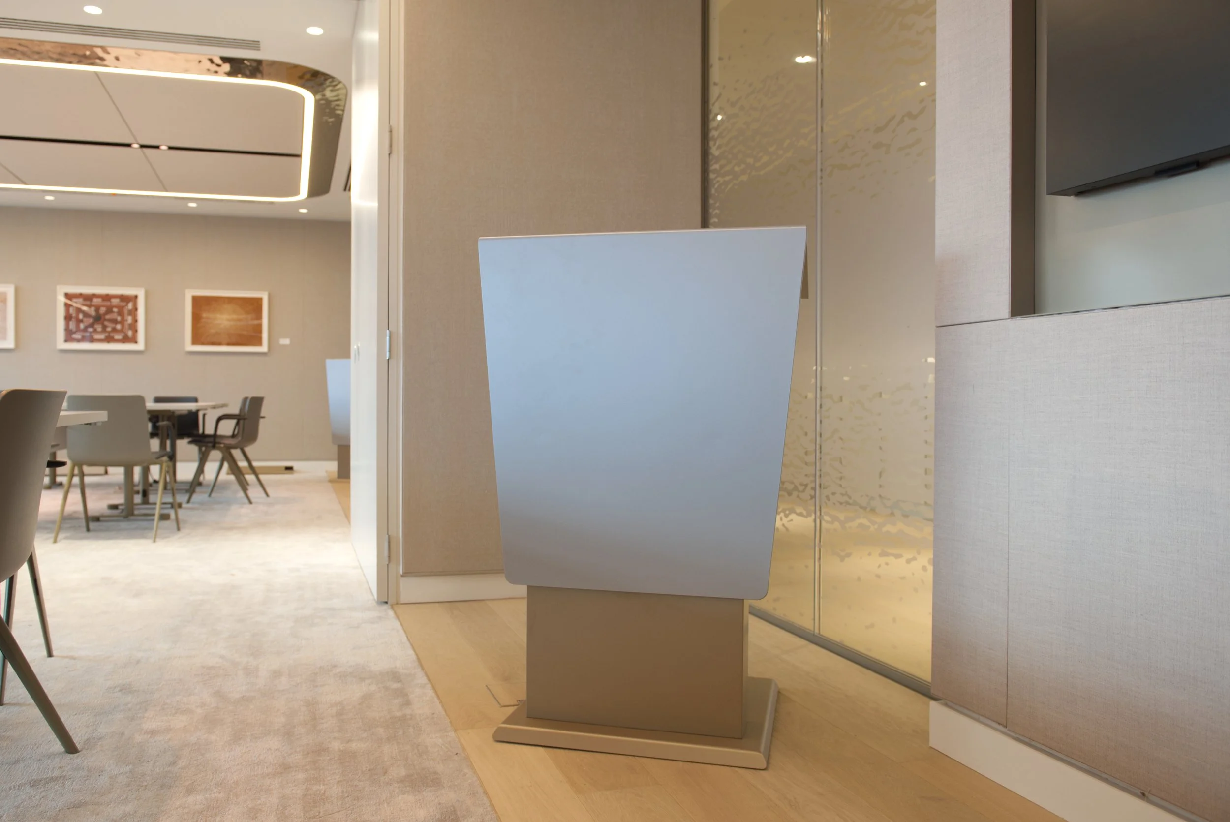 Capital Lectern 01.jpg