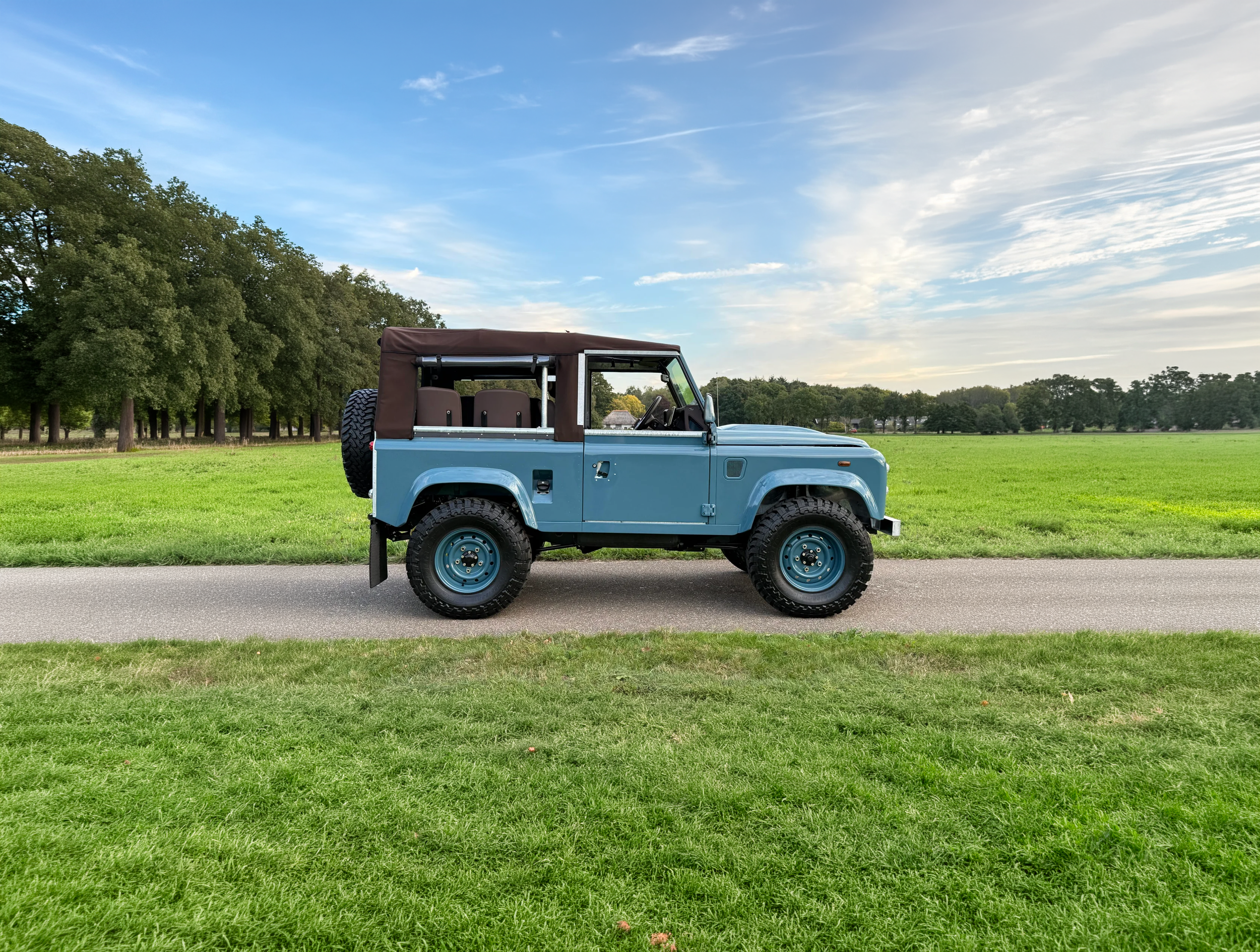 D90 beach Blue Mar26 (1).png