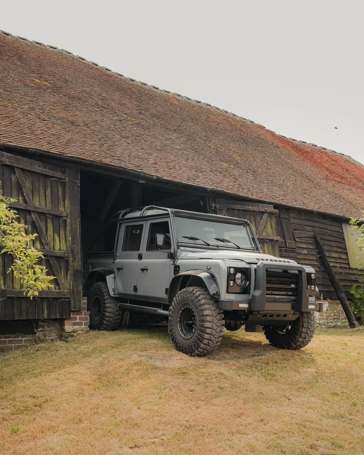 shoreline-d110-double-cab-nardo-grey-5
