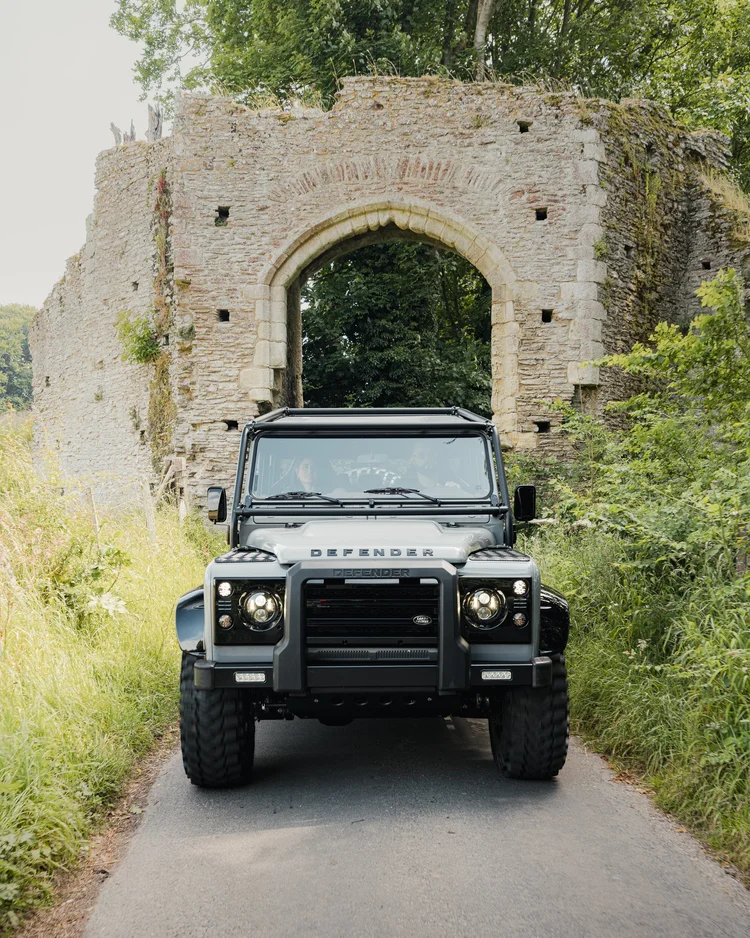shoreline-d110-double-cab-nardo-grey-6