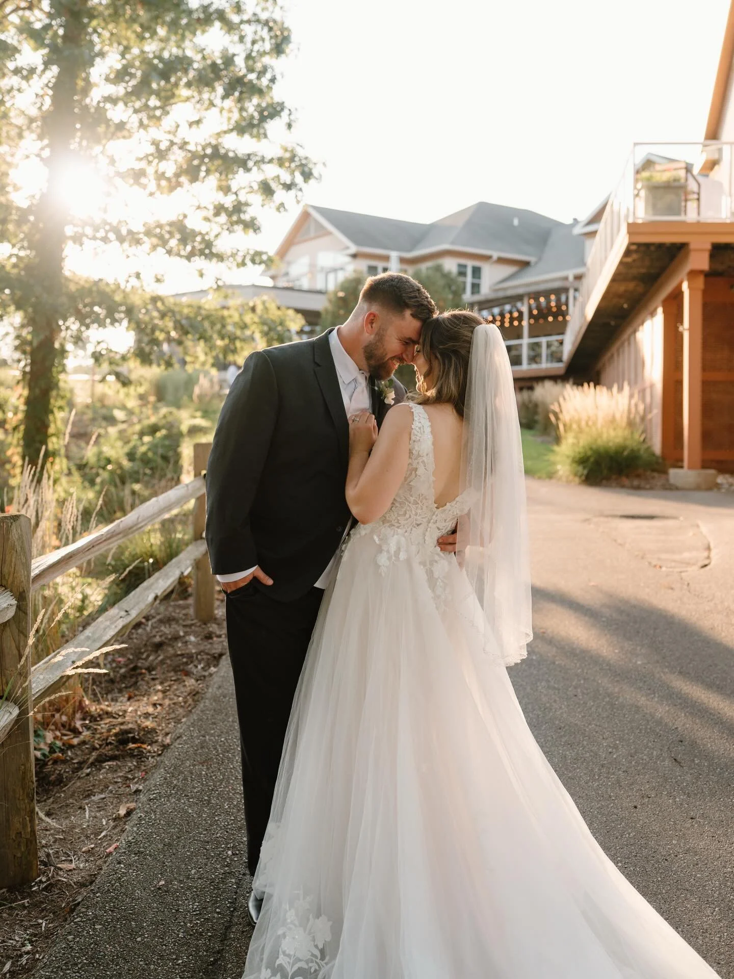 The Haan&rsquo;s🫶🏻 on their wedding day with their sweet families, energetic bridal party, and cutest dog as their ring bearer!! From start till finish, I knew working with Anna and David was going to be refreshing. Their laid back personalities we