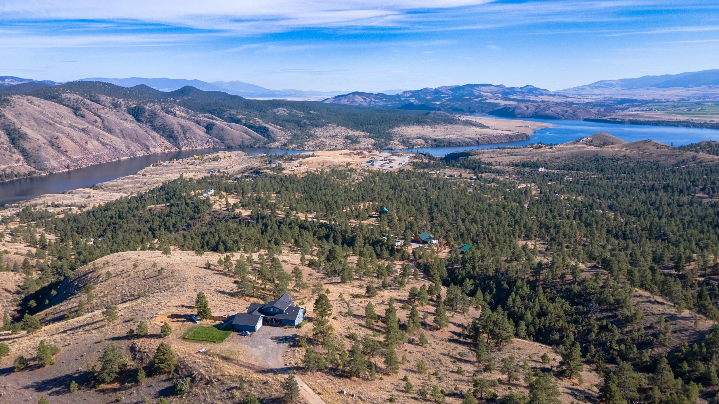 4905 Ridge Crest-01.jpg