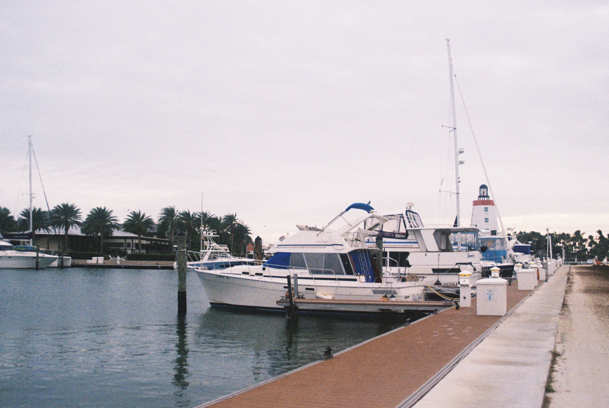 891467001507-R1-046-21A.jpg