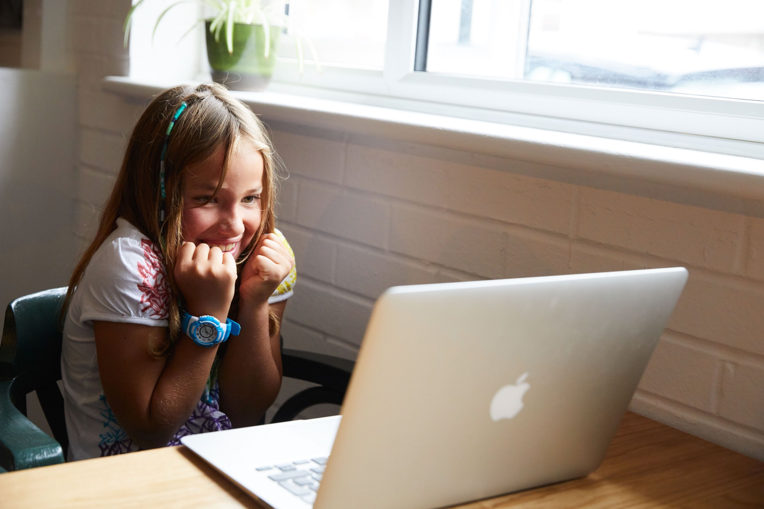 Why Speaking Anxiety Doesn’t Disappear, it Embeds