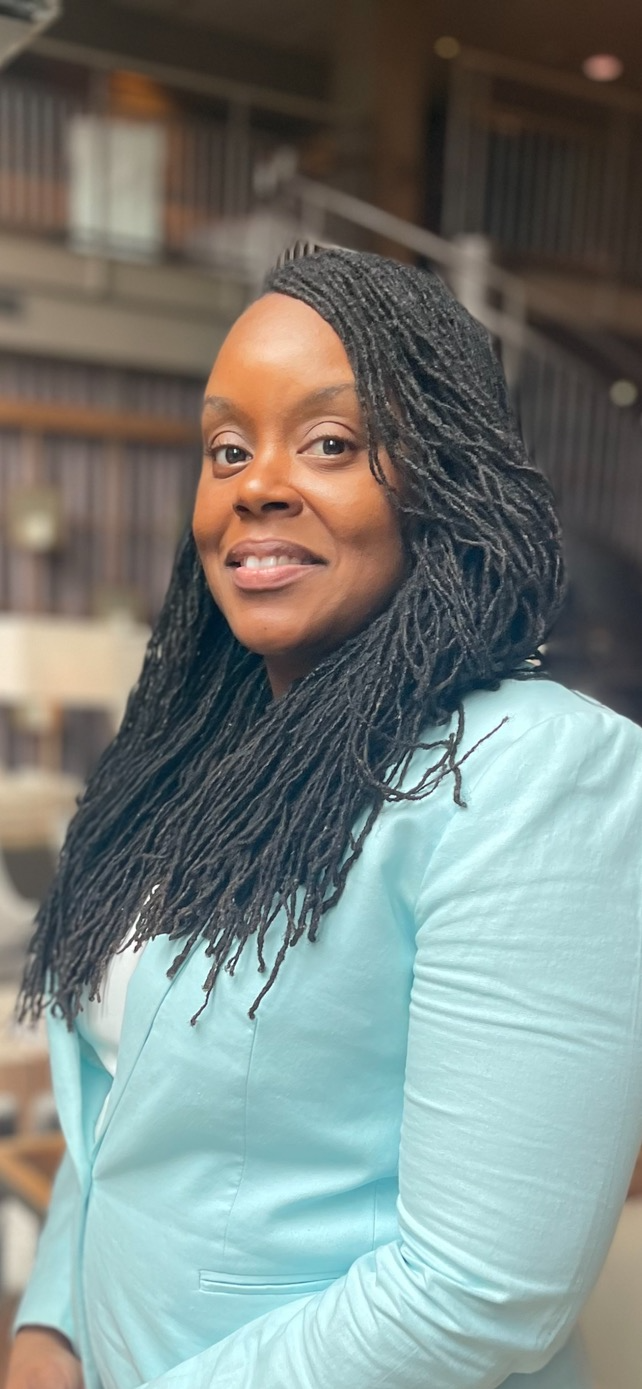 L.ROBINSON UPDATED HEADSHOT 2.23 (1).png
