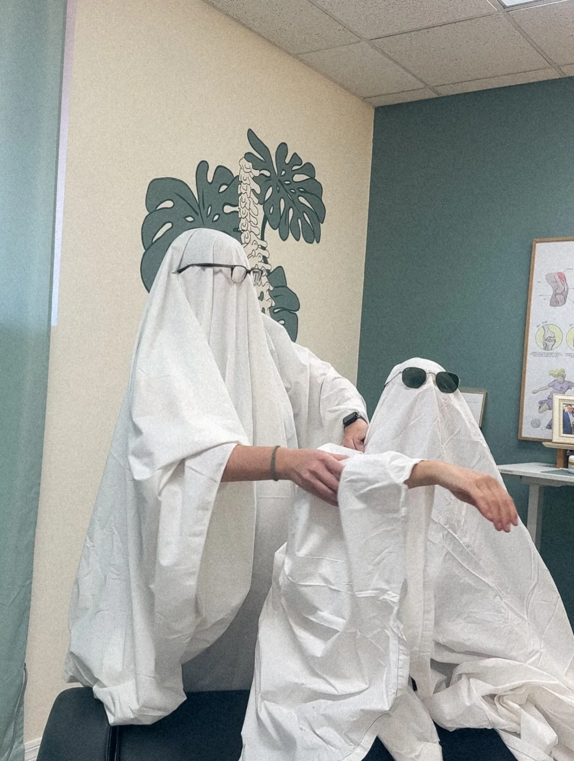 Don&rsquo;t ghost your body this spooky szn 👻

#sarasotachiropractor