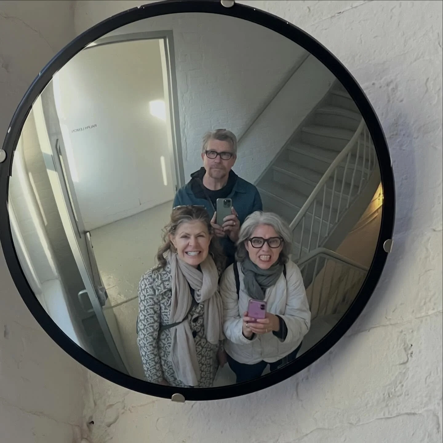 In the looking glass with these two characters! @m_de_la_t and @elenisikelianos !!!