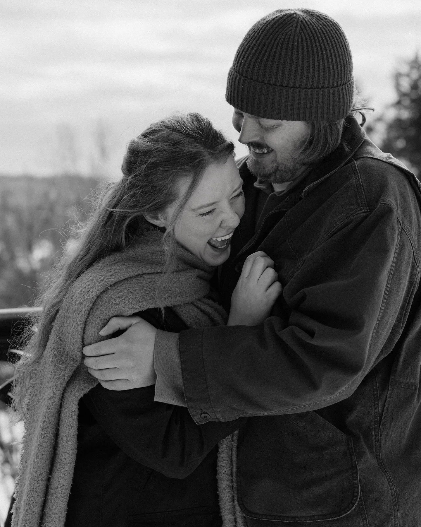 Always say yes to the secret third option&hellip; it might just be the moment you say yes to forever 🤭

Mary and Jack came back to this very spot where it all happened for their proposal. They had gone on a walk to their favorite spot just like they