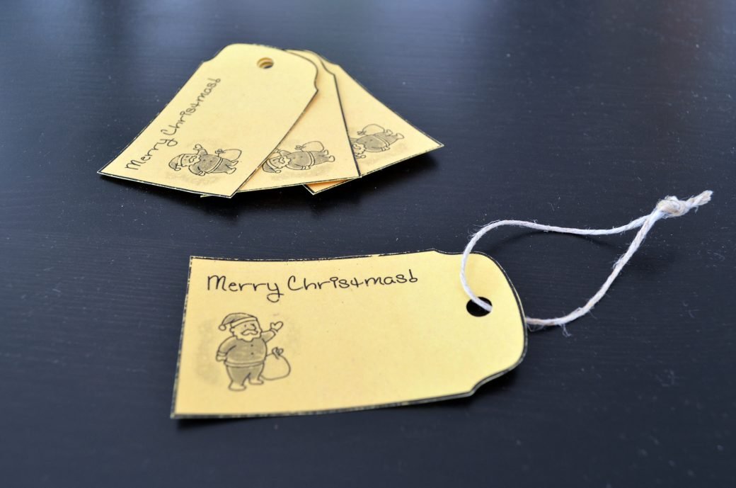 DIY Christmas Wrapper Paper — Pops de Milk - Fun and Nerdy Crochet