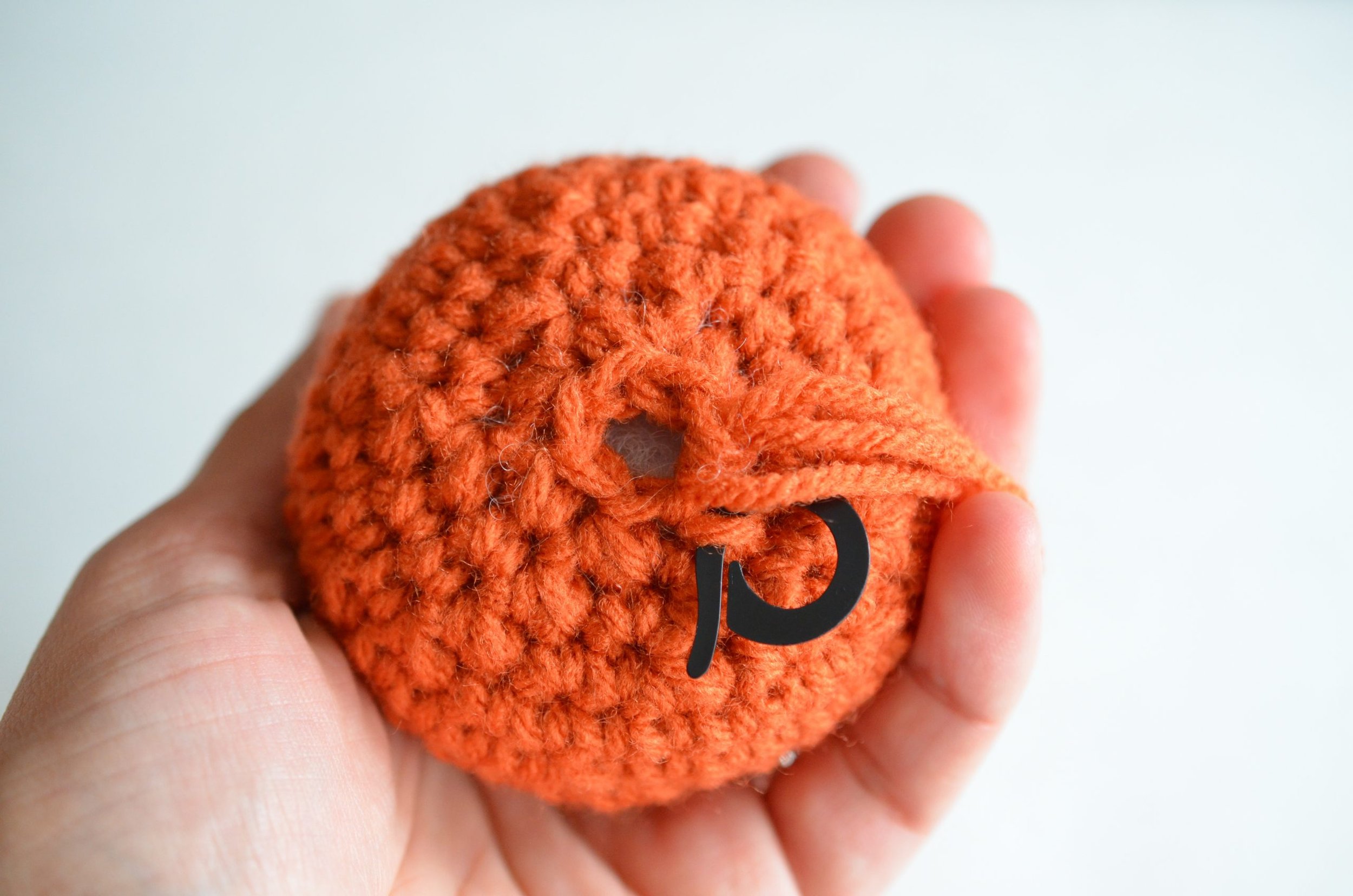 Crochet Basics - How to Work in the Round (Inc) — Pops de Milk - Fun and  Nerdy Crochet Patterns