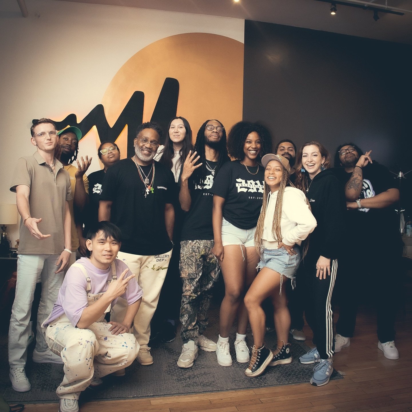 Our mentor @mavi_taylor recently attended a songwriting camp hosted by @2915.ent in collaboration with @troytaylorttu University in NY.

Read about her adventure in our latest blog. 

Full blog link in bio