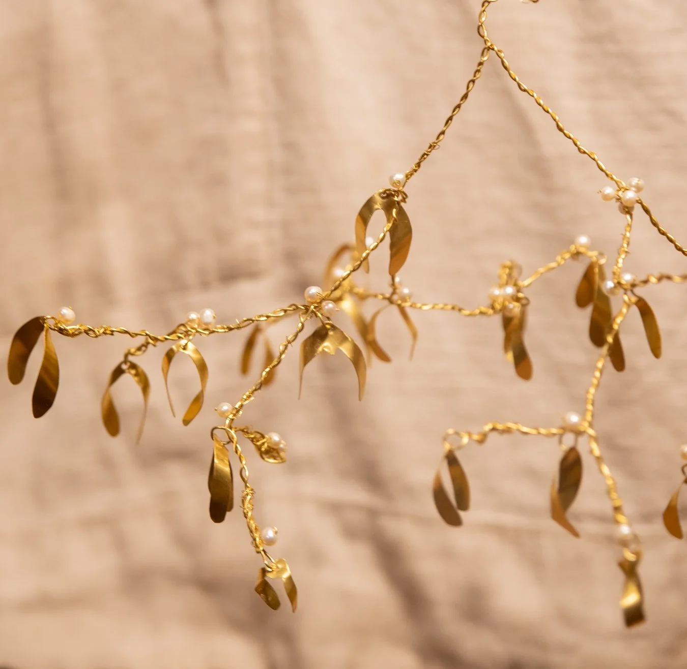 Brass MIstletoe-1.jpg